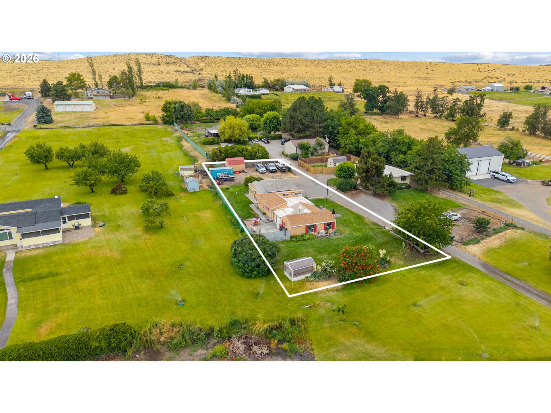 main property photo 35