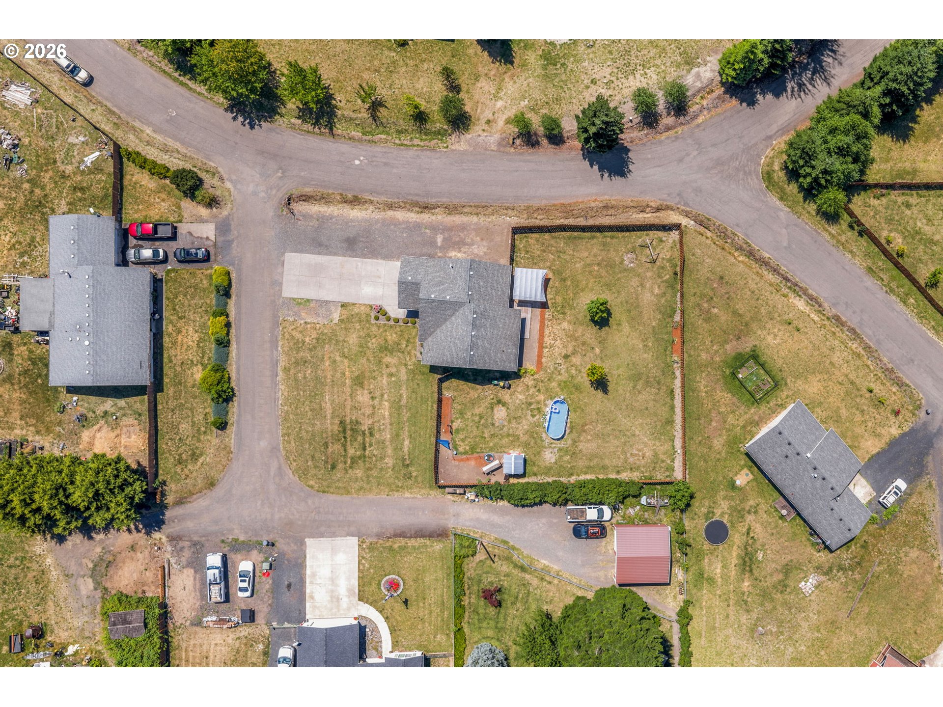 main property photo 29