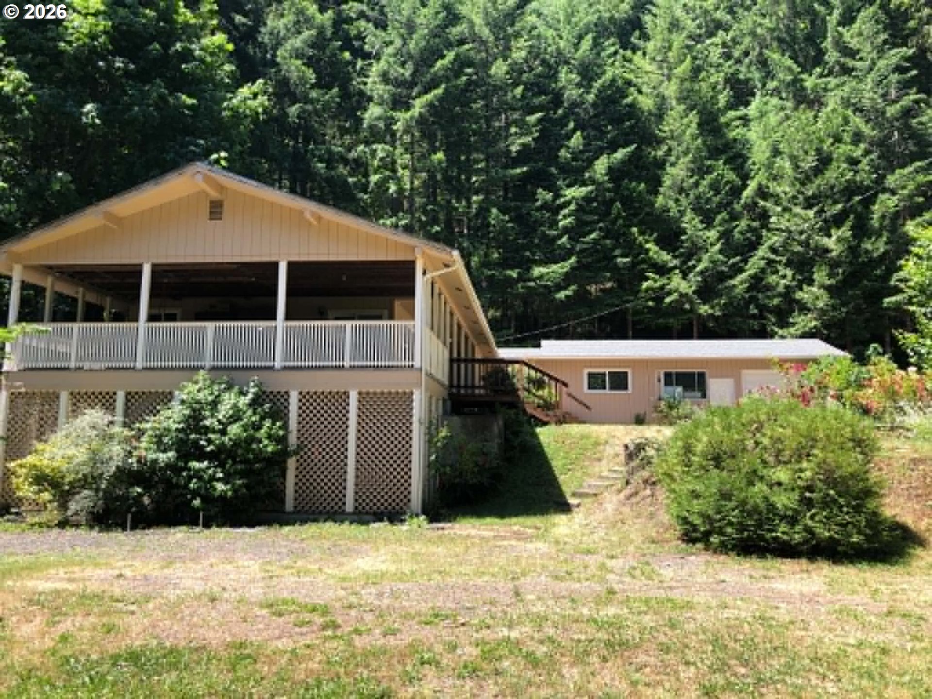 main property photo 14