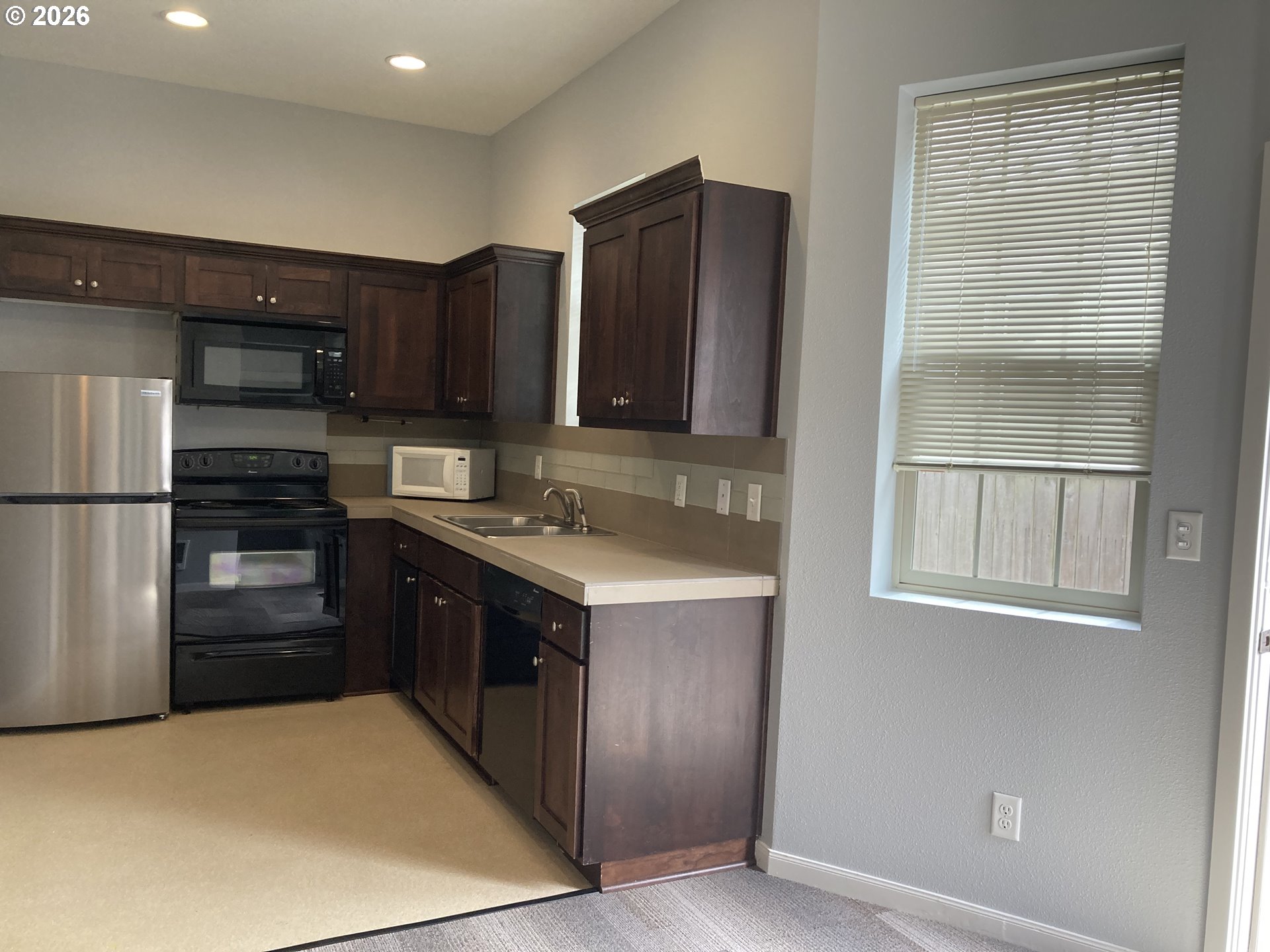 property viewer photo 10