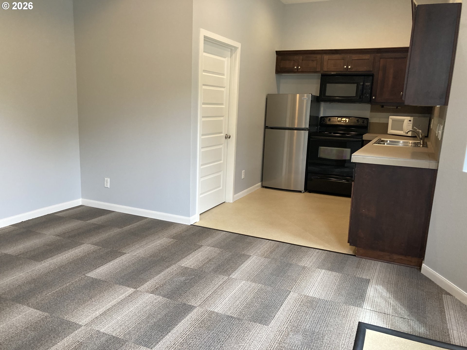 property viewer photo 11