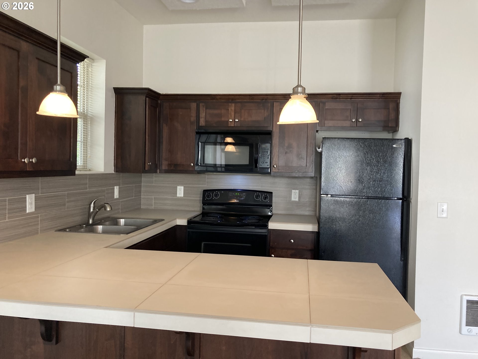 property viewer photo 12