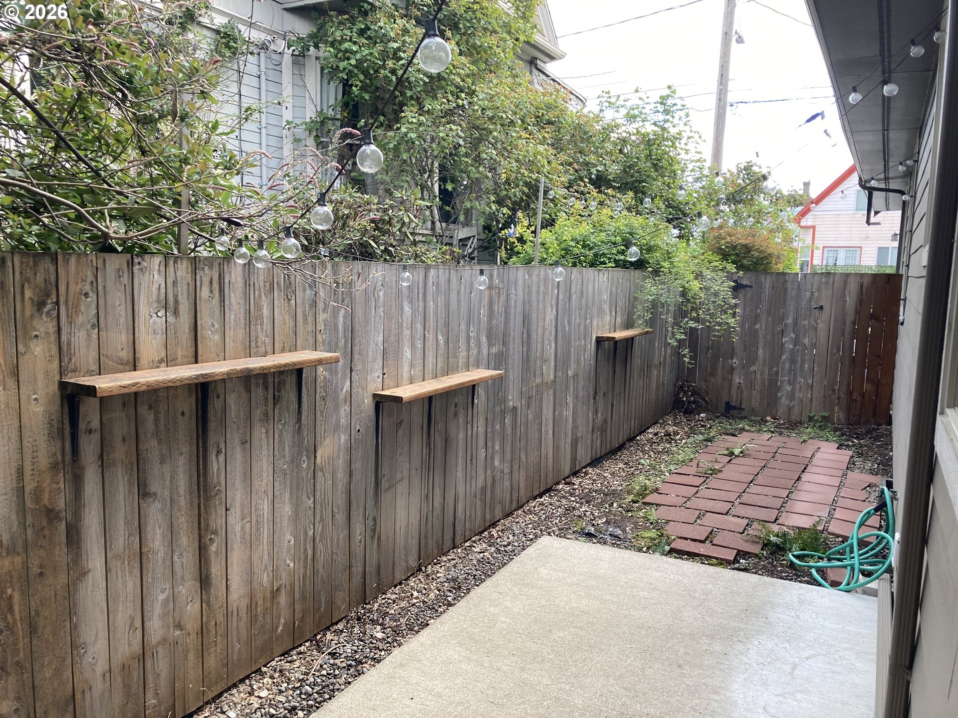 property viewer photo 14