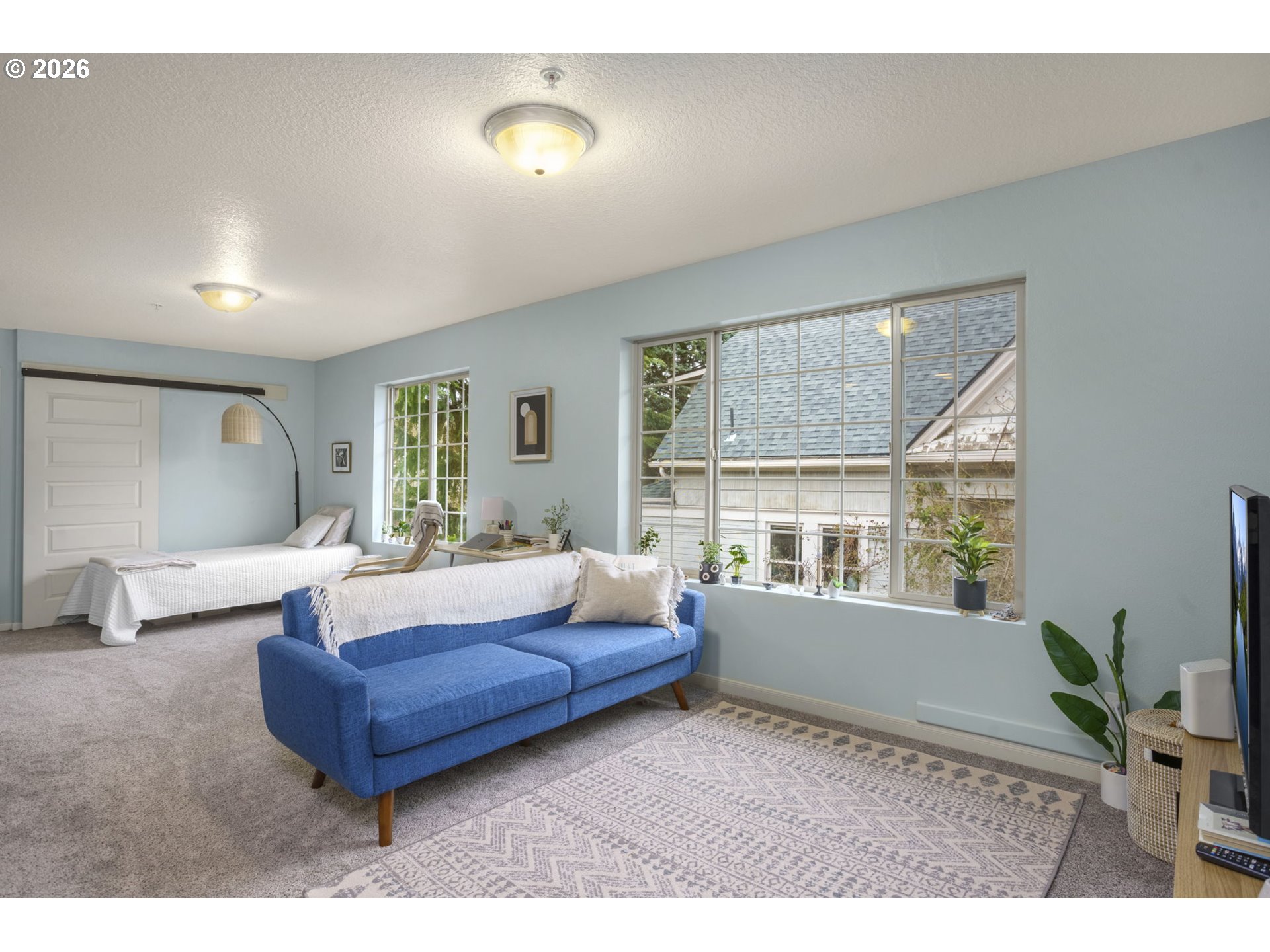 property viewer photo 5