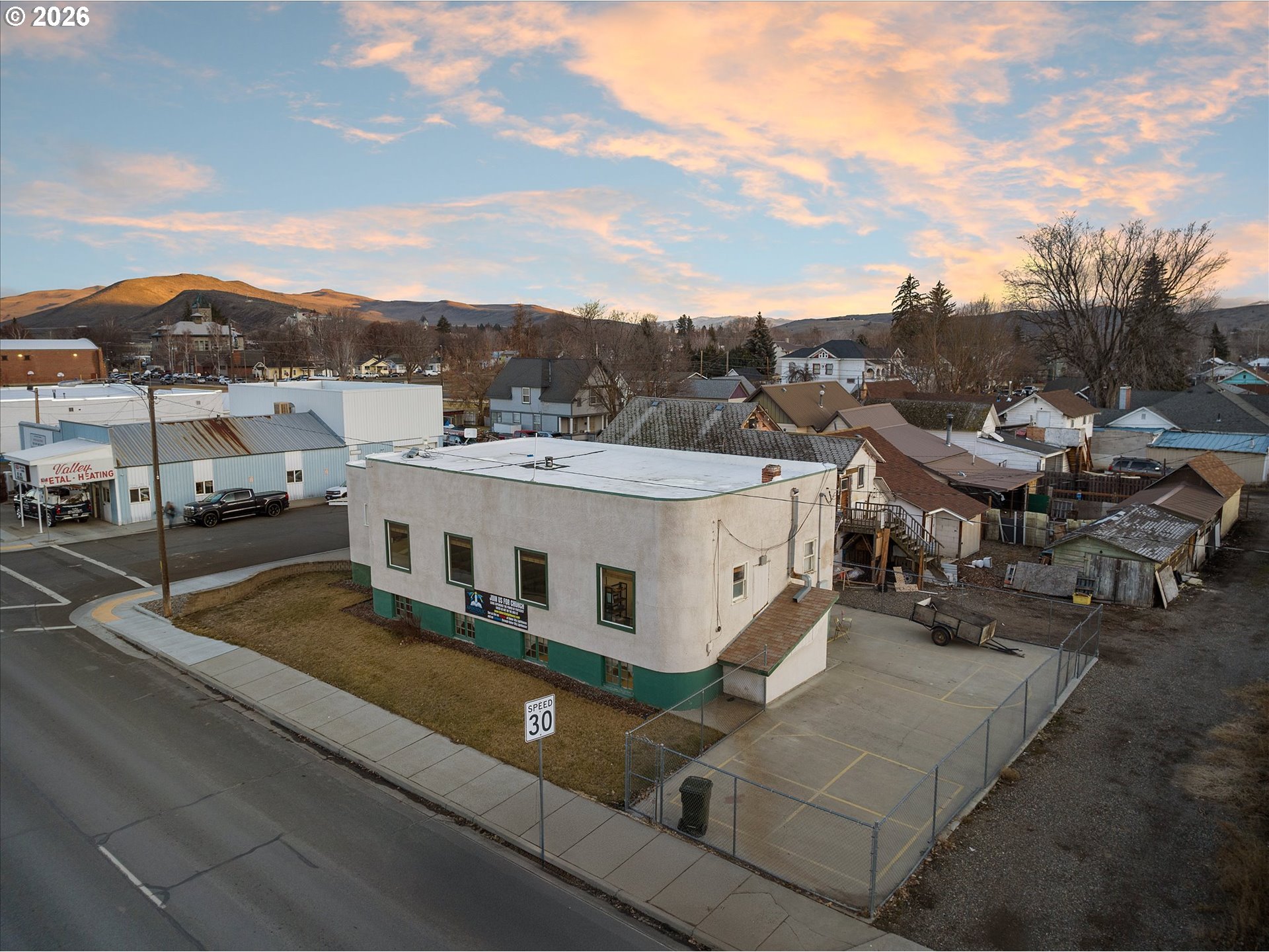 main property photo 2