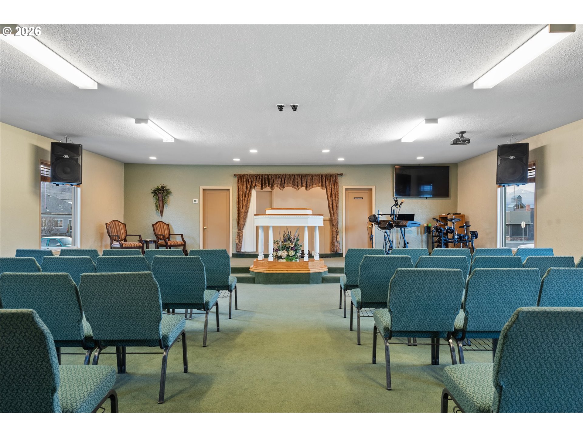 main property photo 27