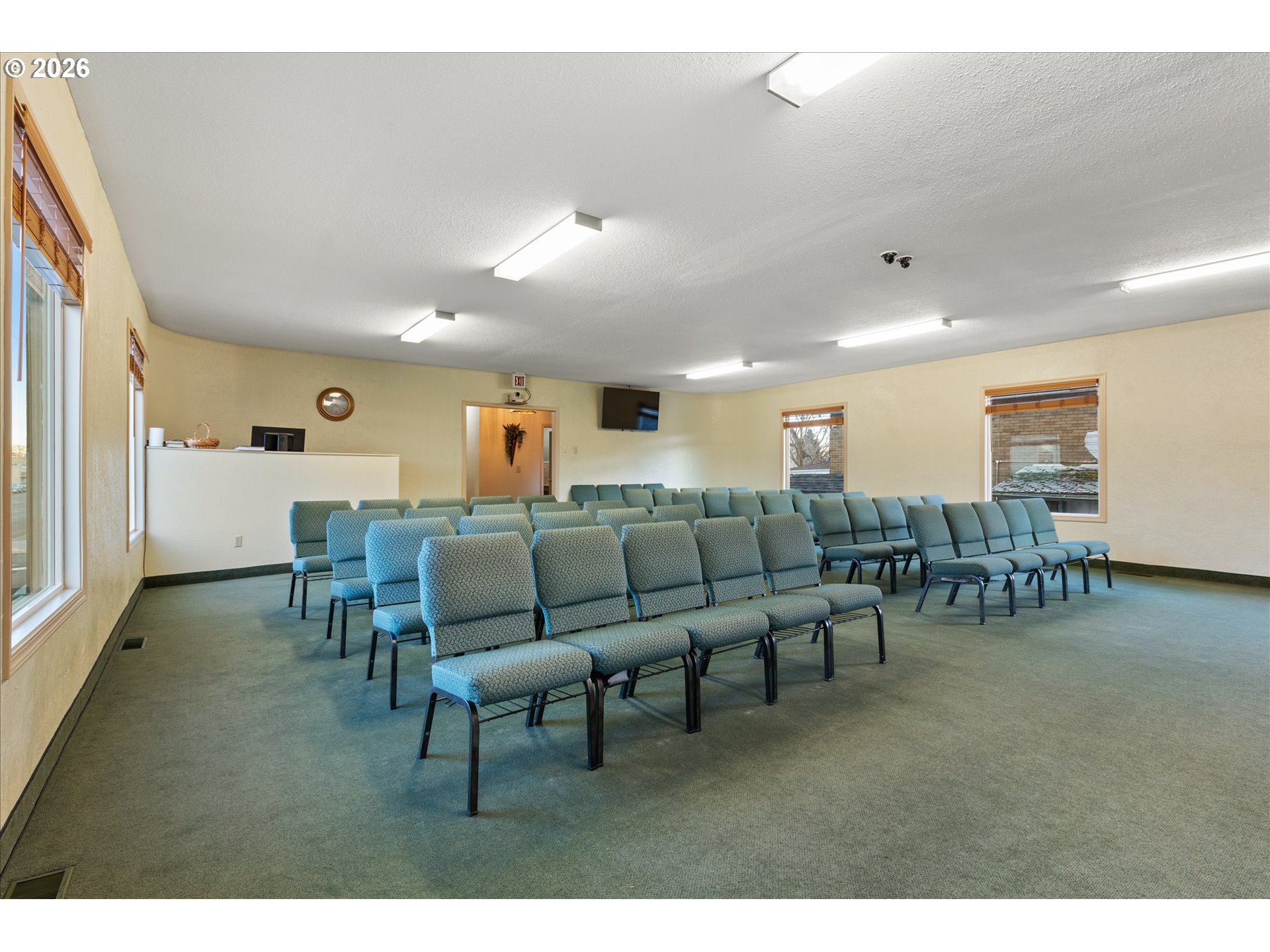 main property photo 28