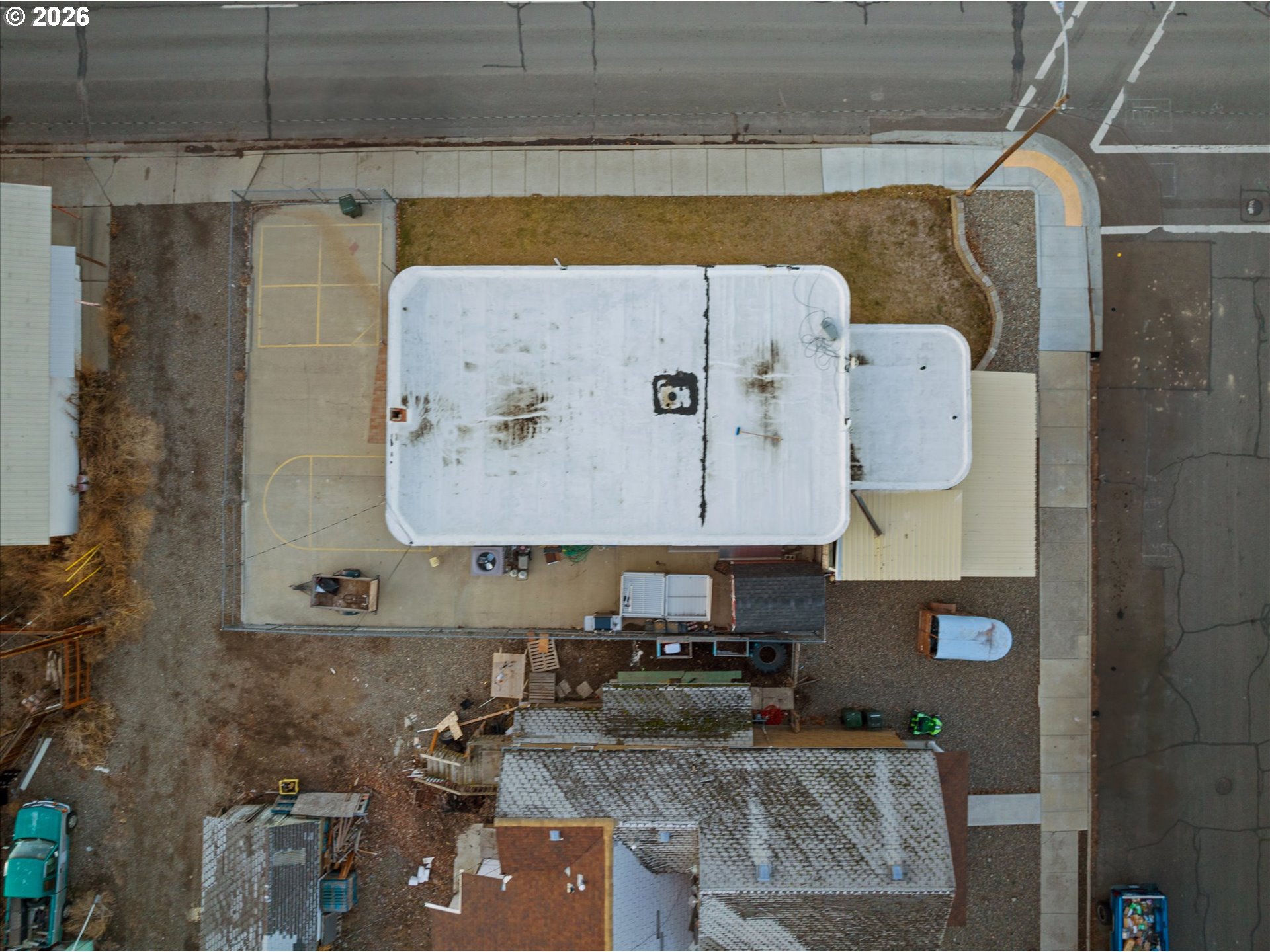 main property photo 41