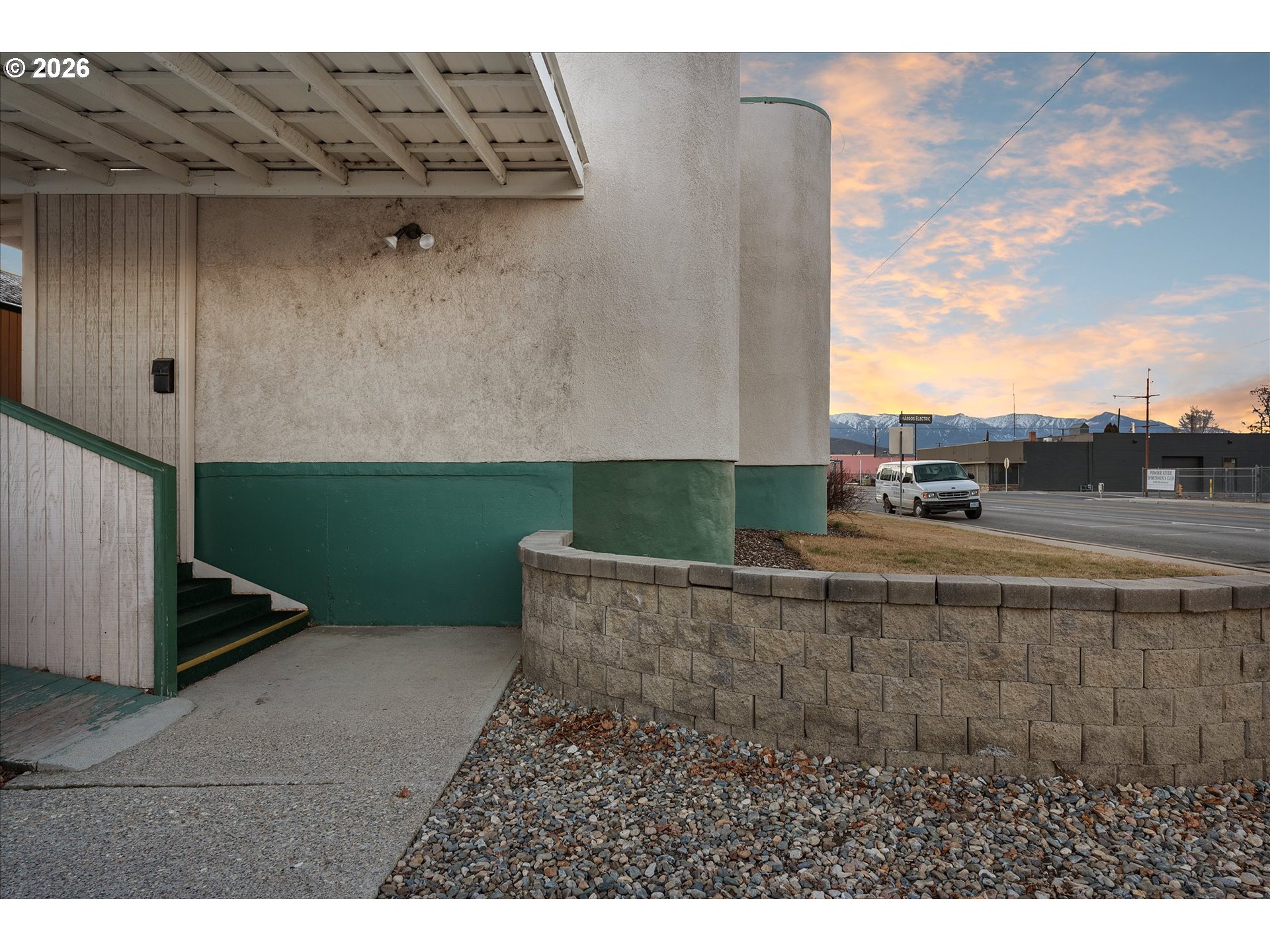 main property photo 44