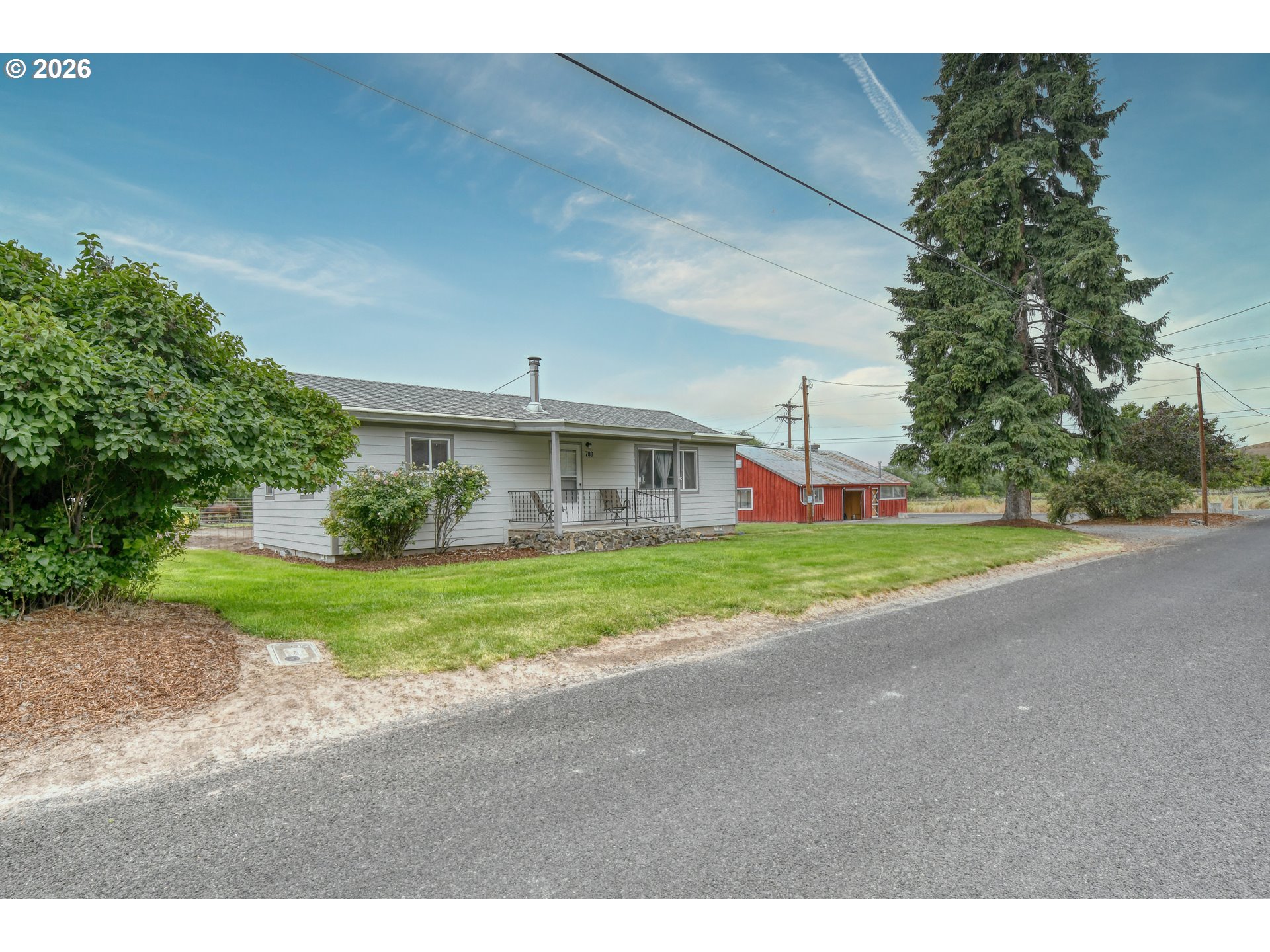main property photo 2