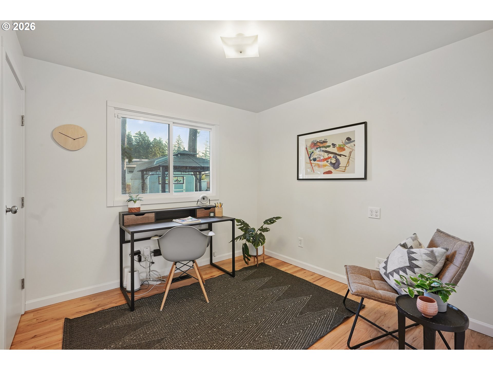 property viewer photo 12