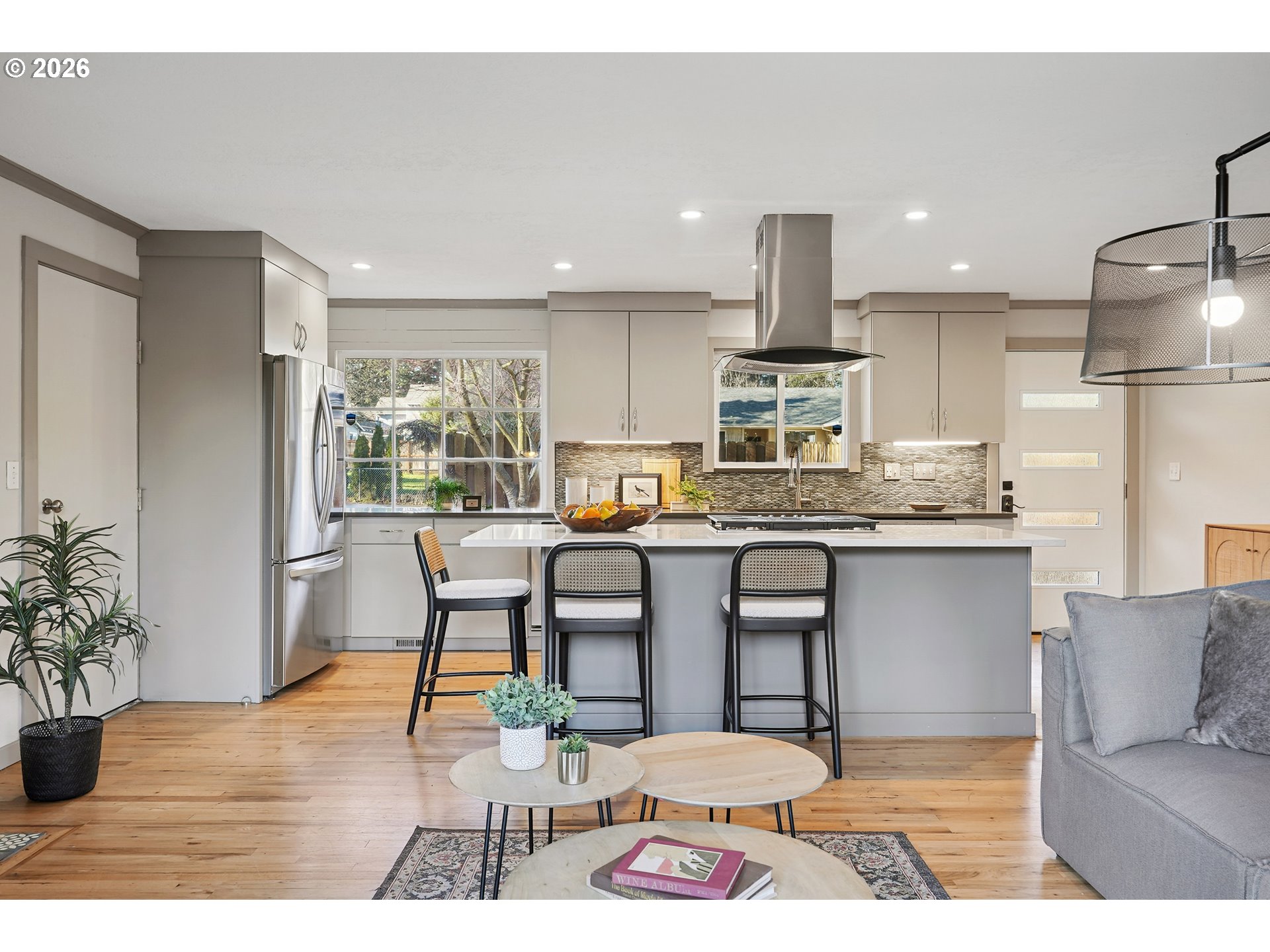 property viewer photo 7