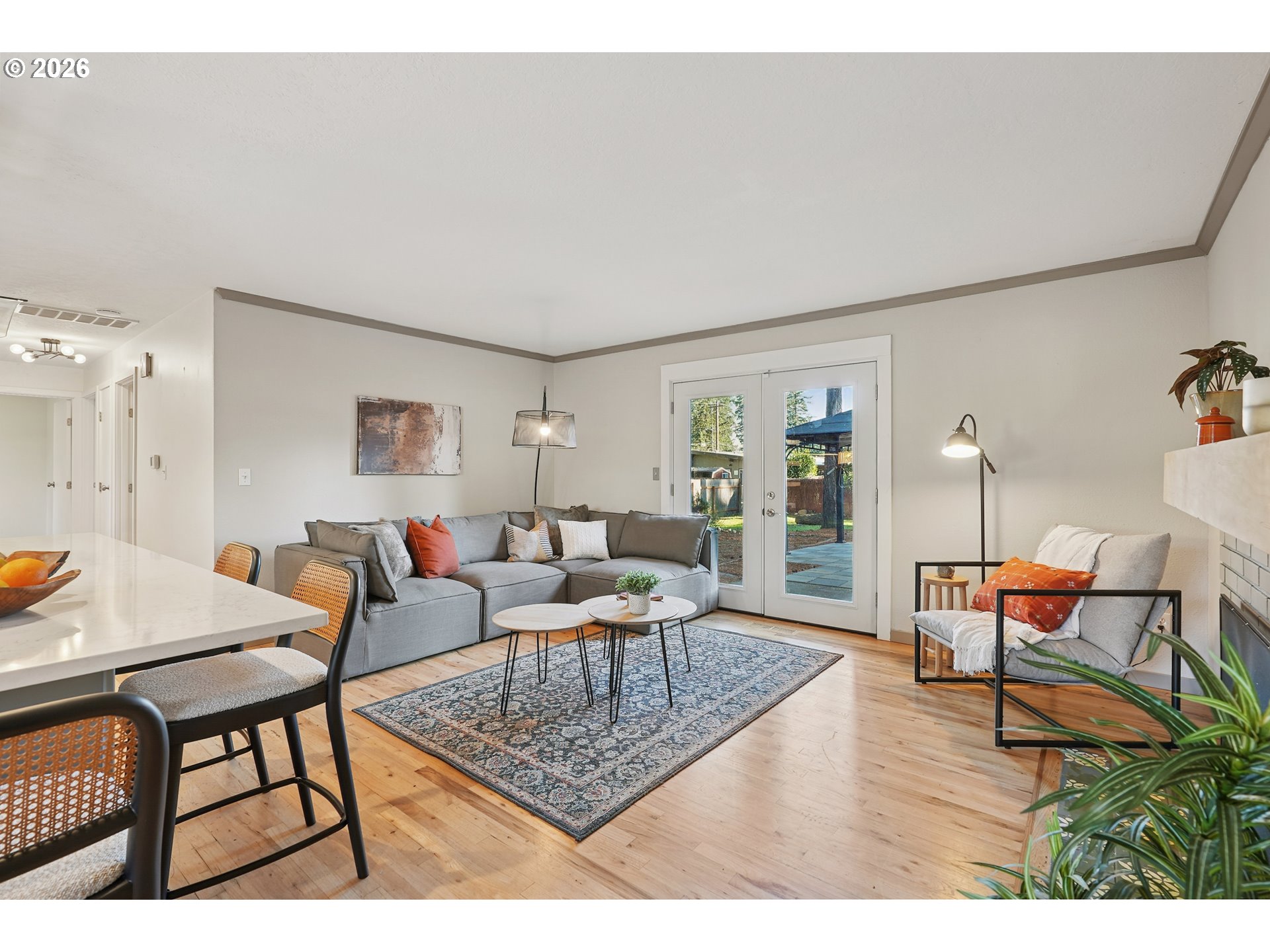 property viewer photo 9