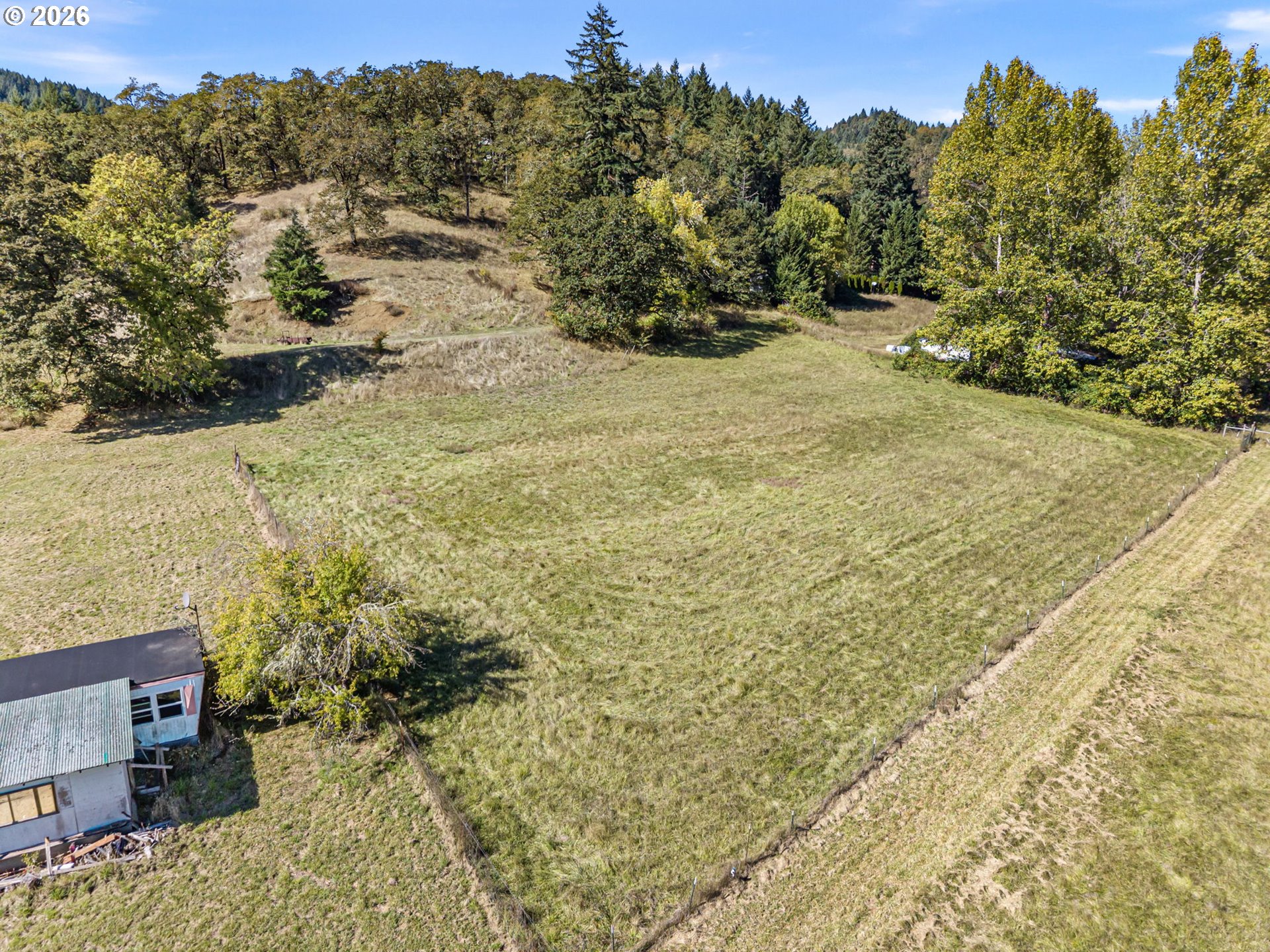 main property photo 19