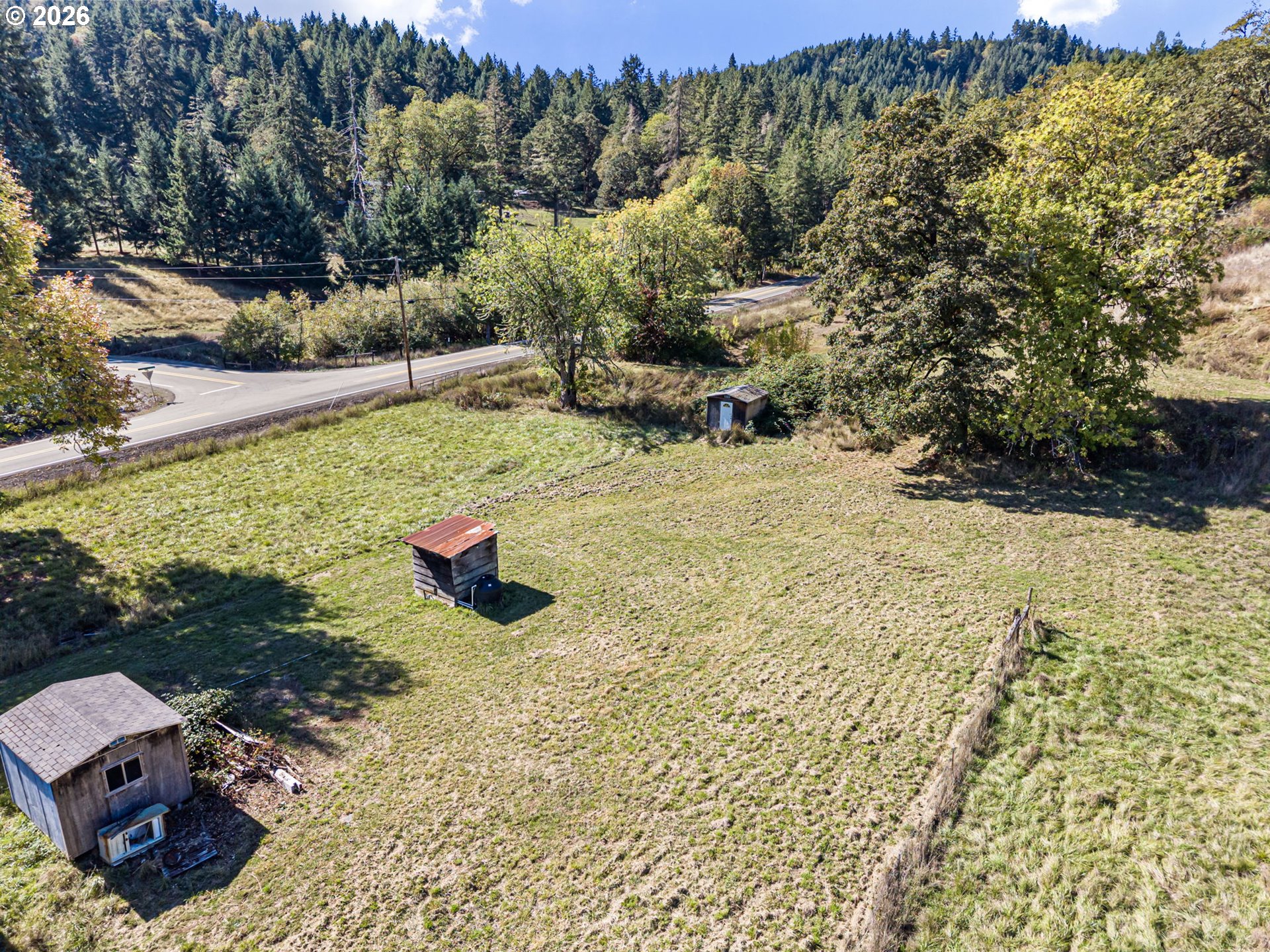 main property photo 20