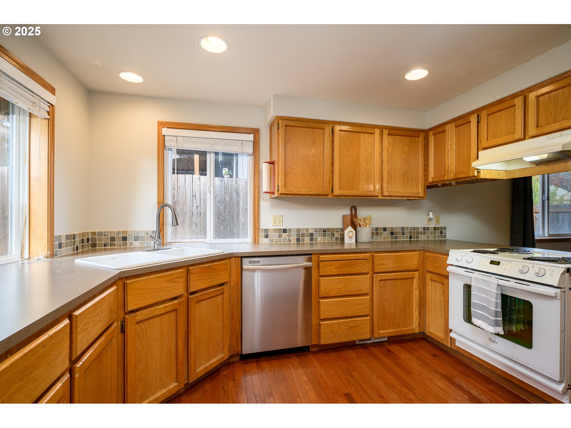 property viewer photo 11