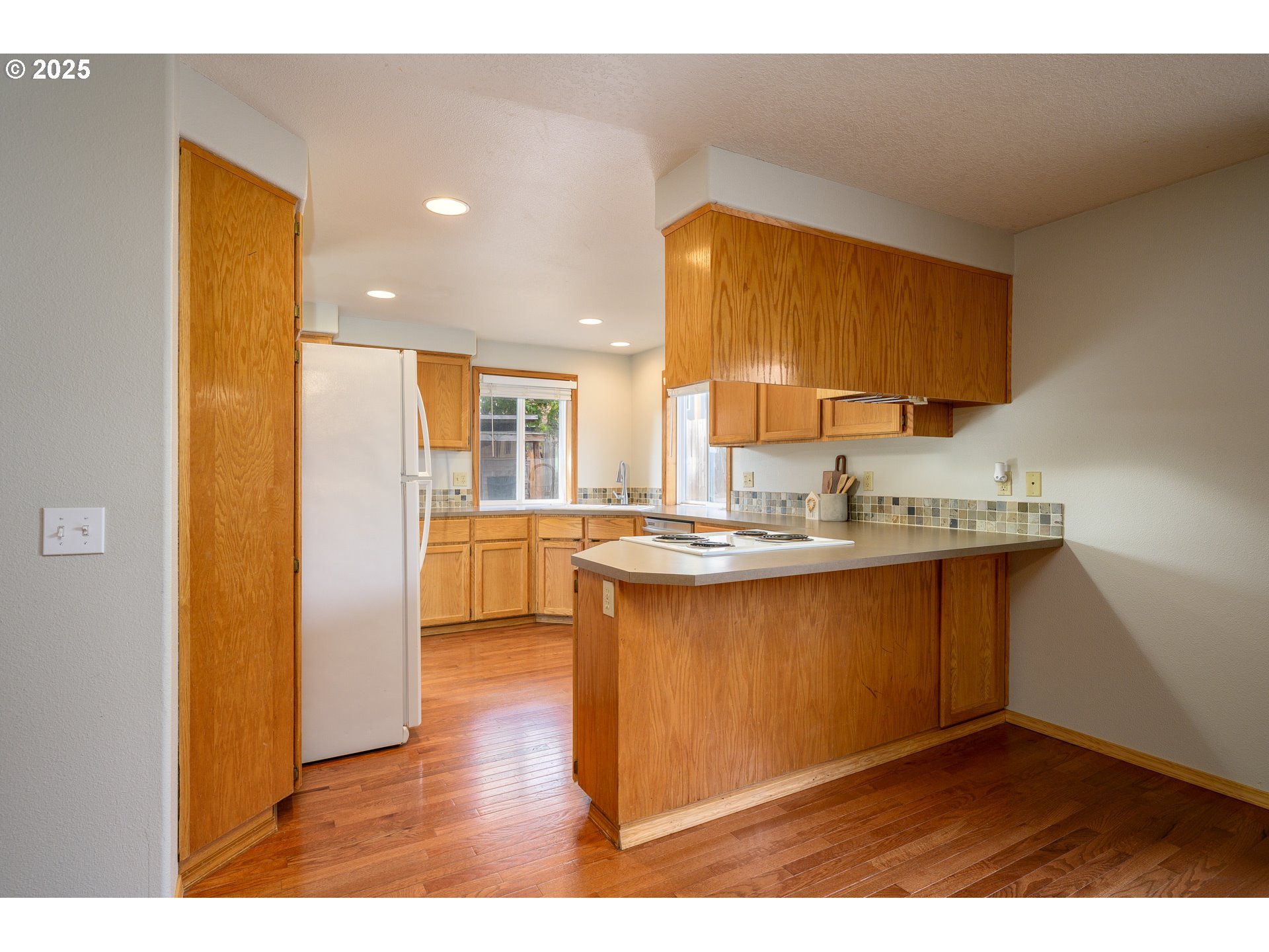 property viewer photo 12