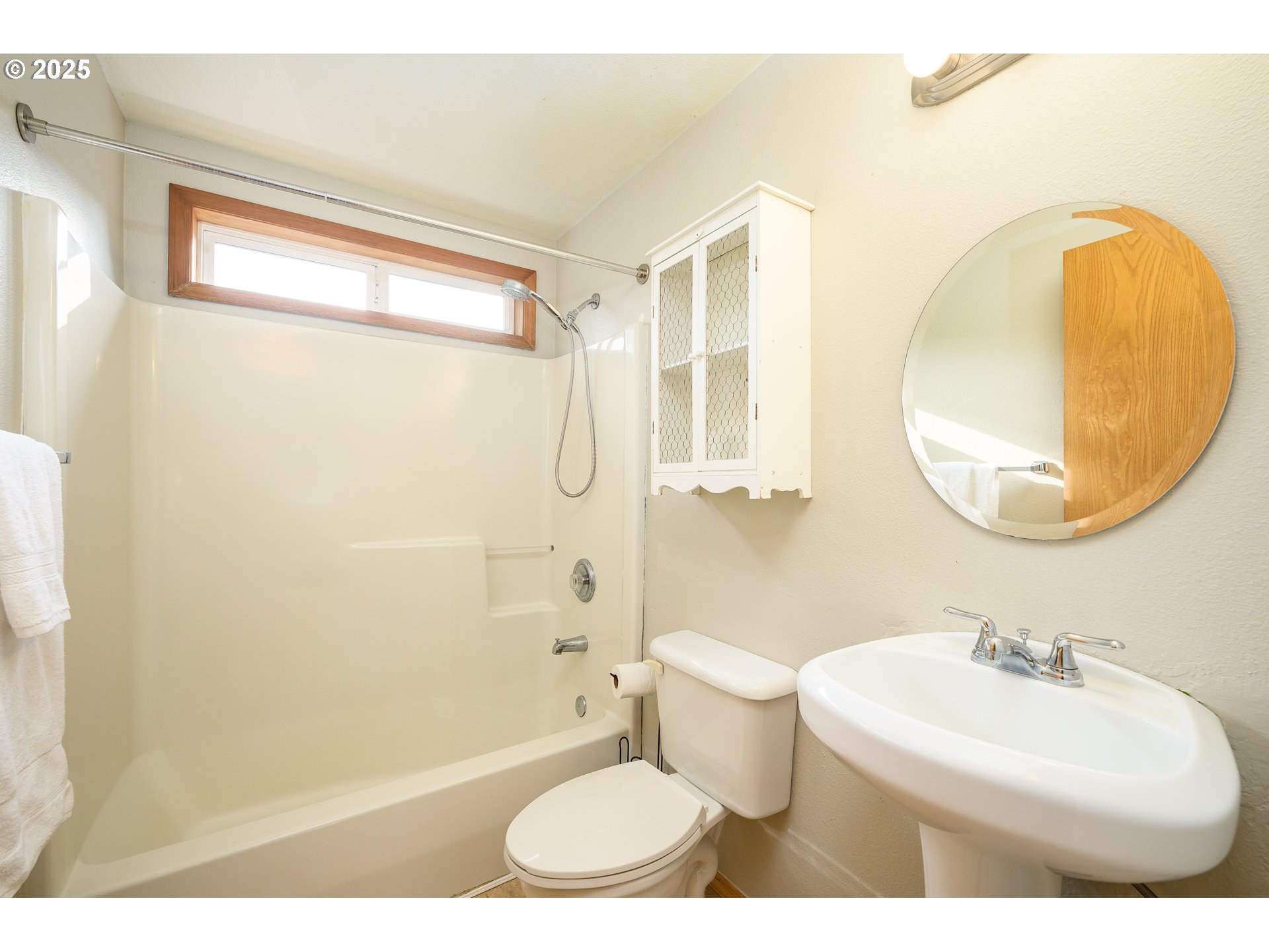 property viewer photo 21