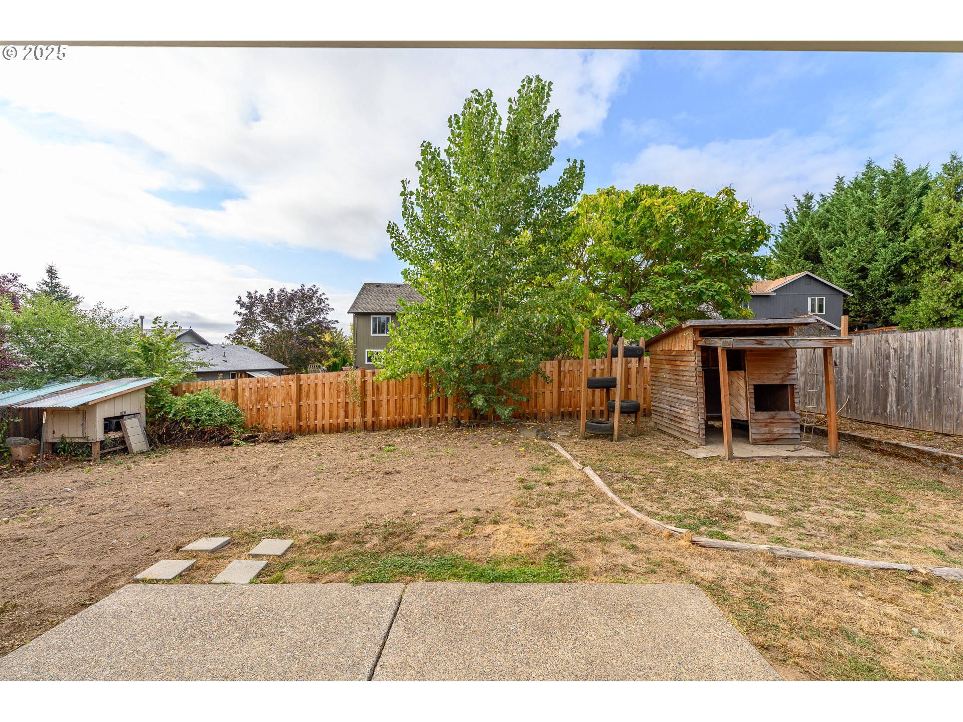 property viewer photo 24