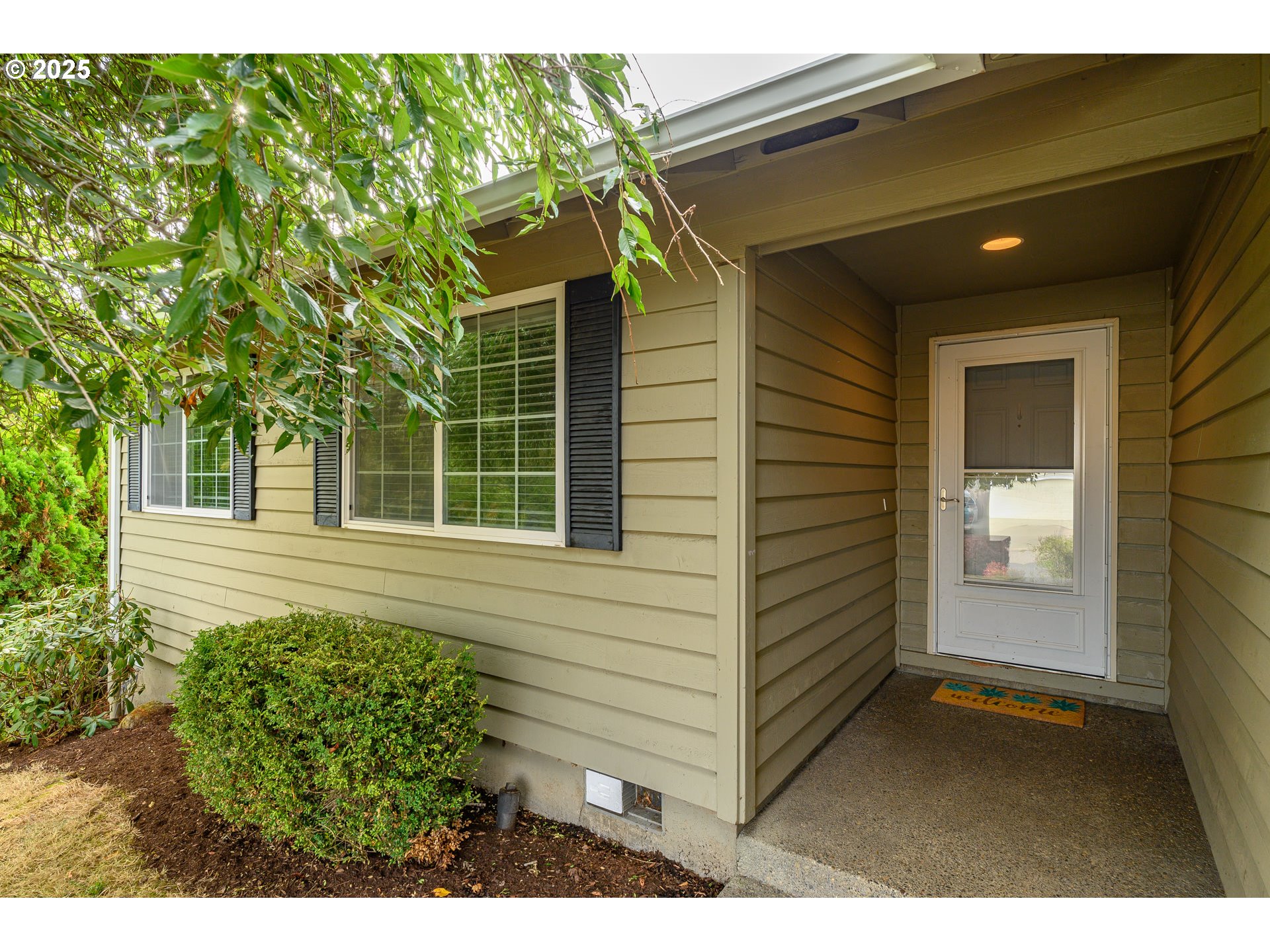 property viewer photo 4