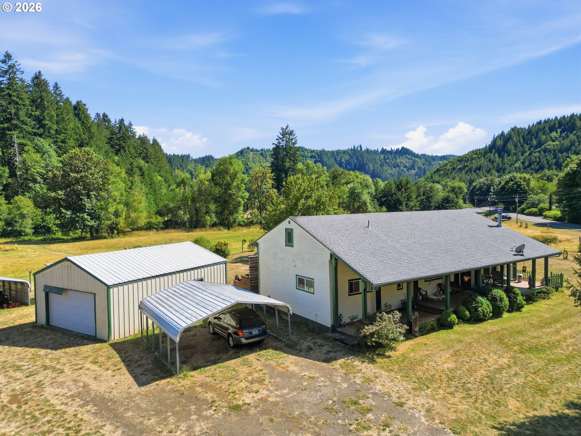 main property photo 3