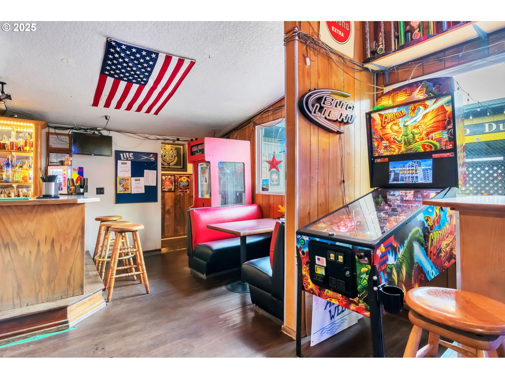 main property photo 20