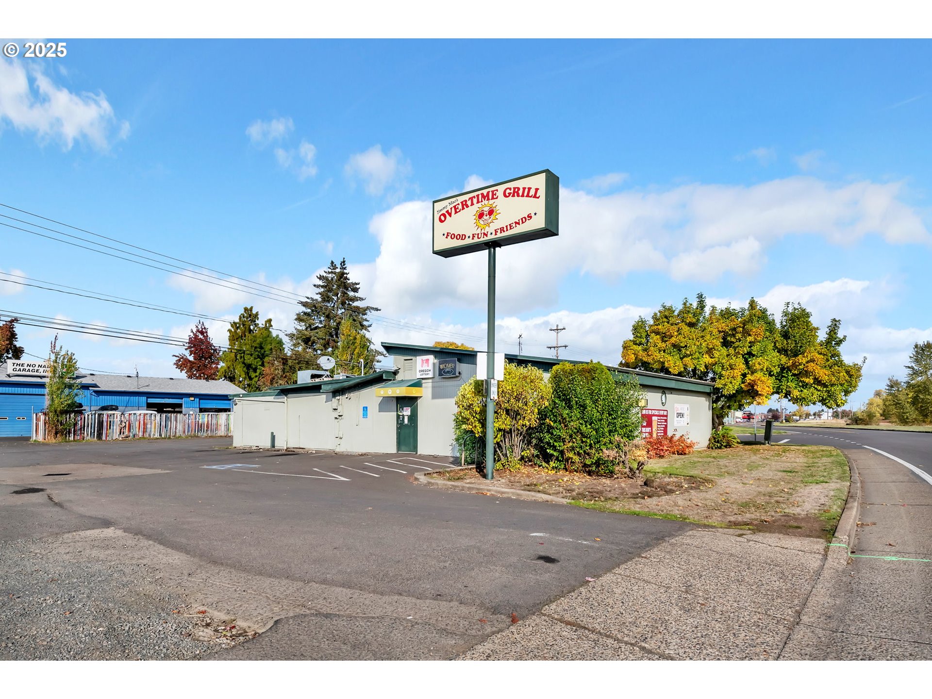main property photo 29