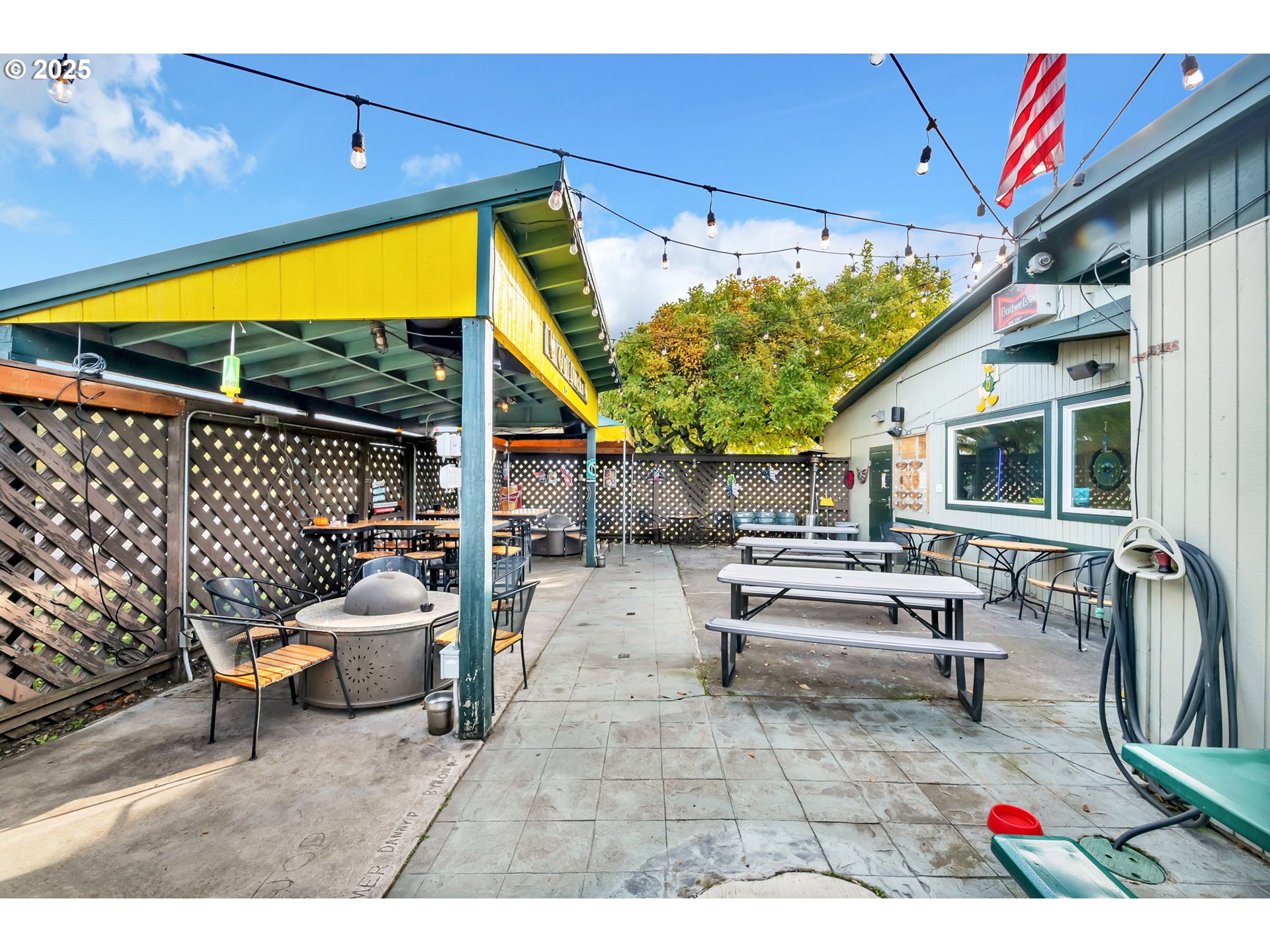 main property photo 37