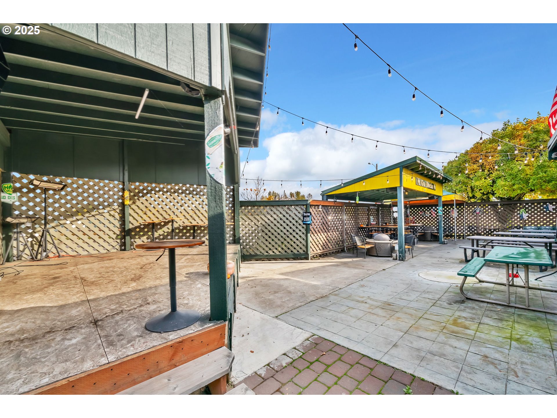 main property photo 41