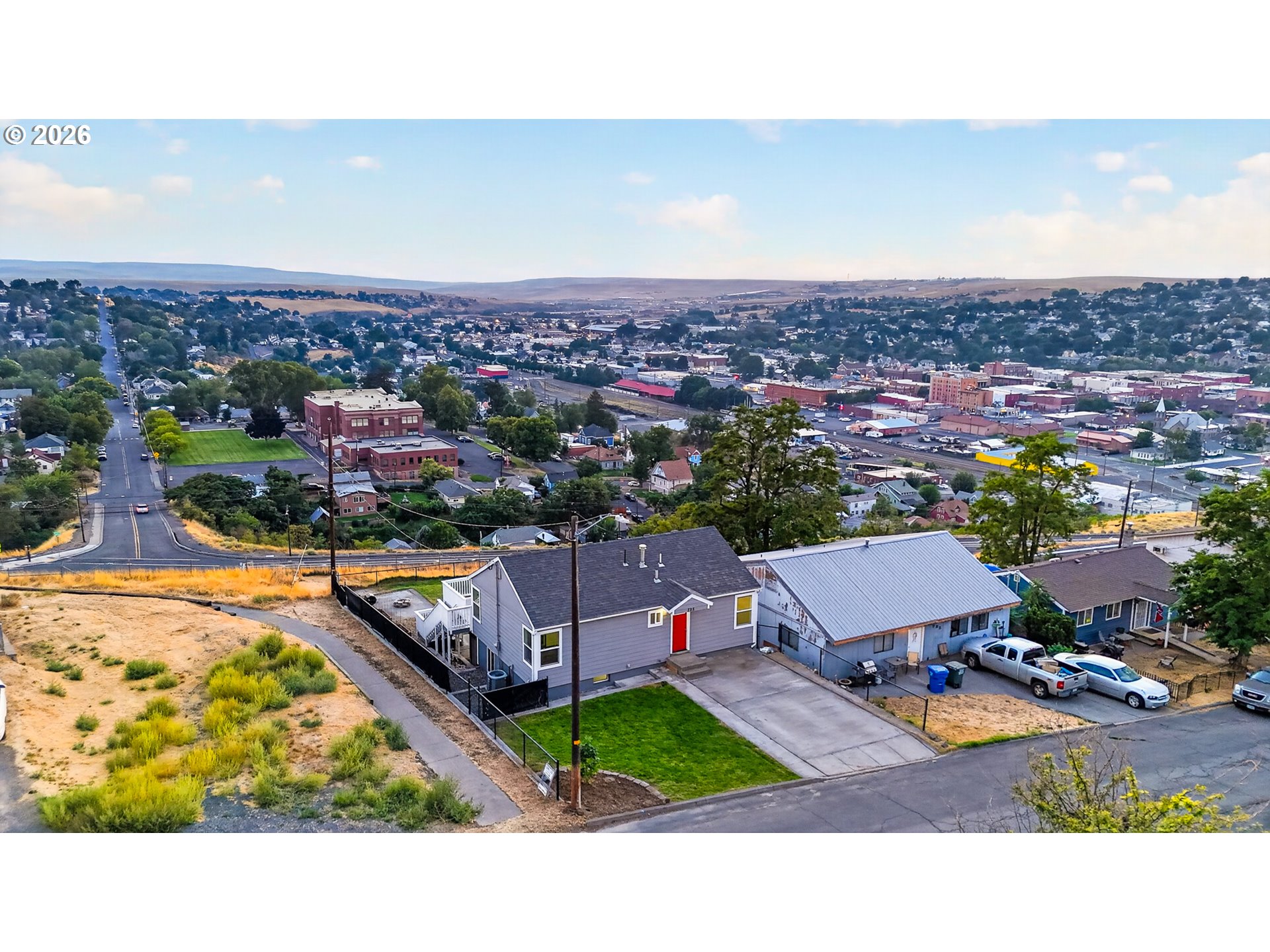 main property photo 4