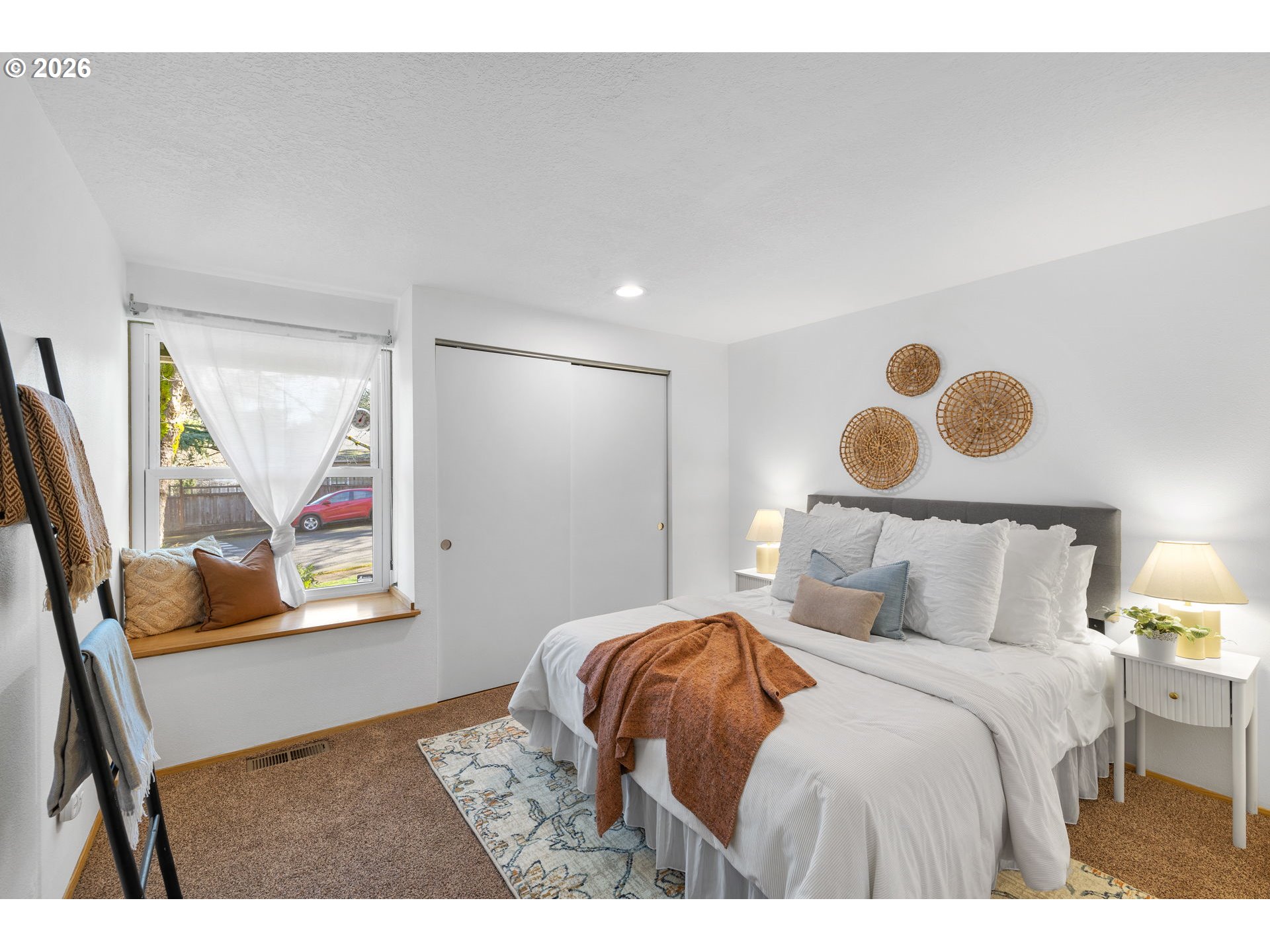 property viewer photo 16