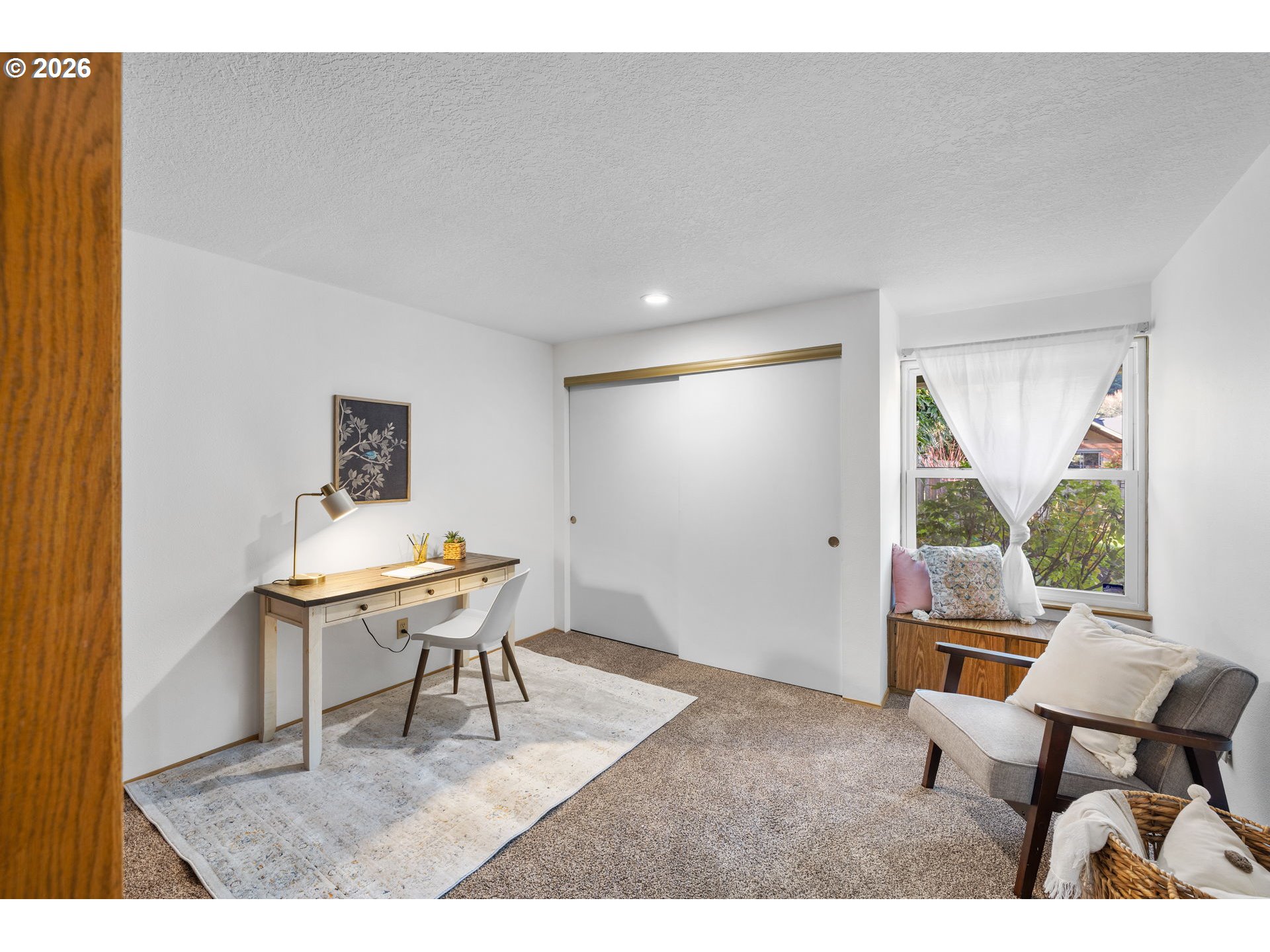 property viewer photo 18