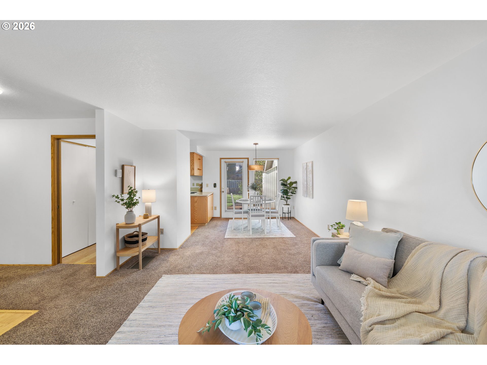 property viewer photo 8