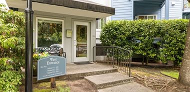 image of property with 2 Bed | 2 Bath | 909 Sqft