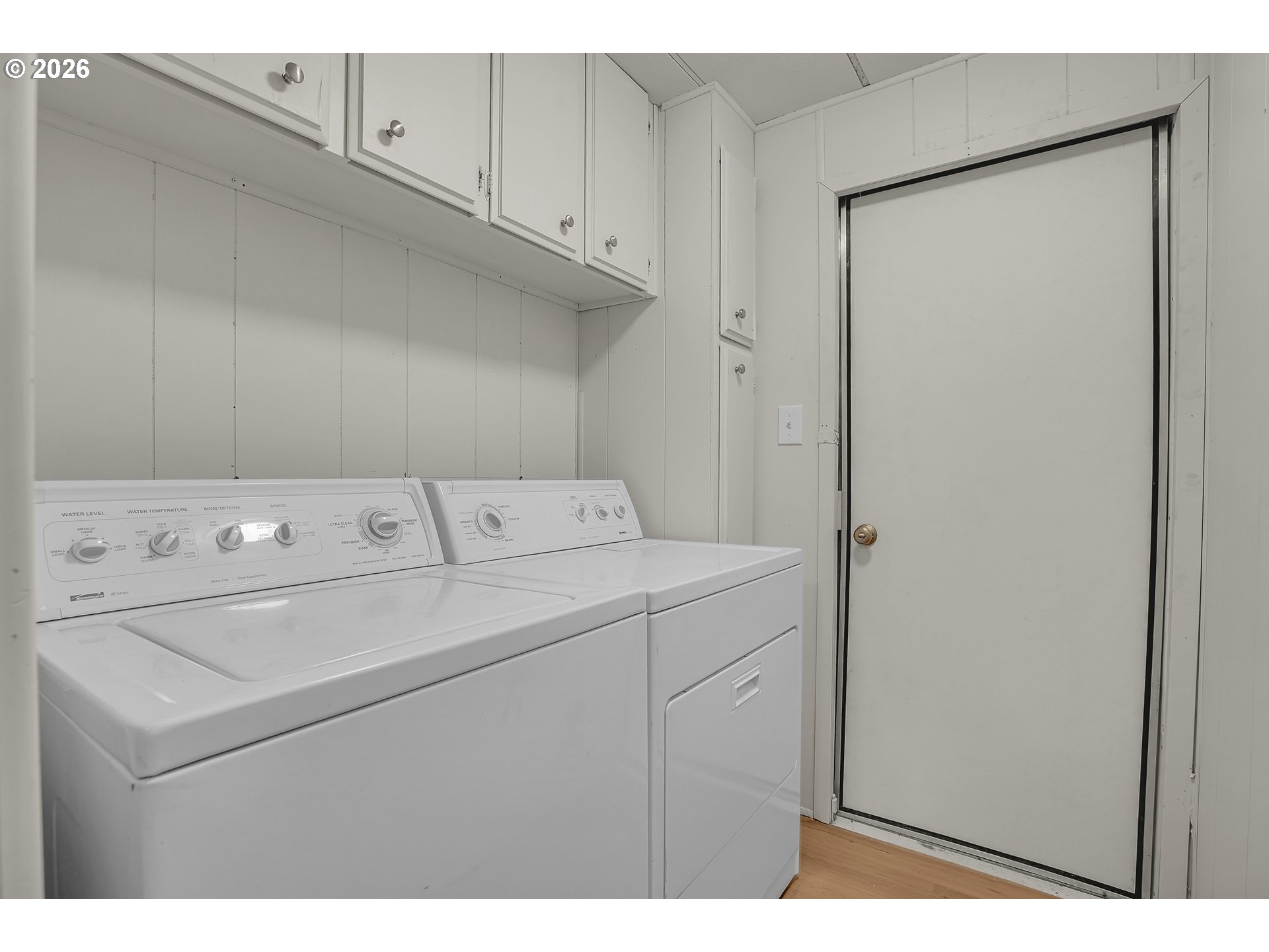 property viewer photo 19