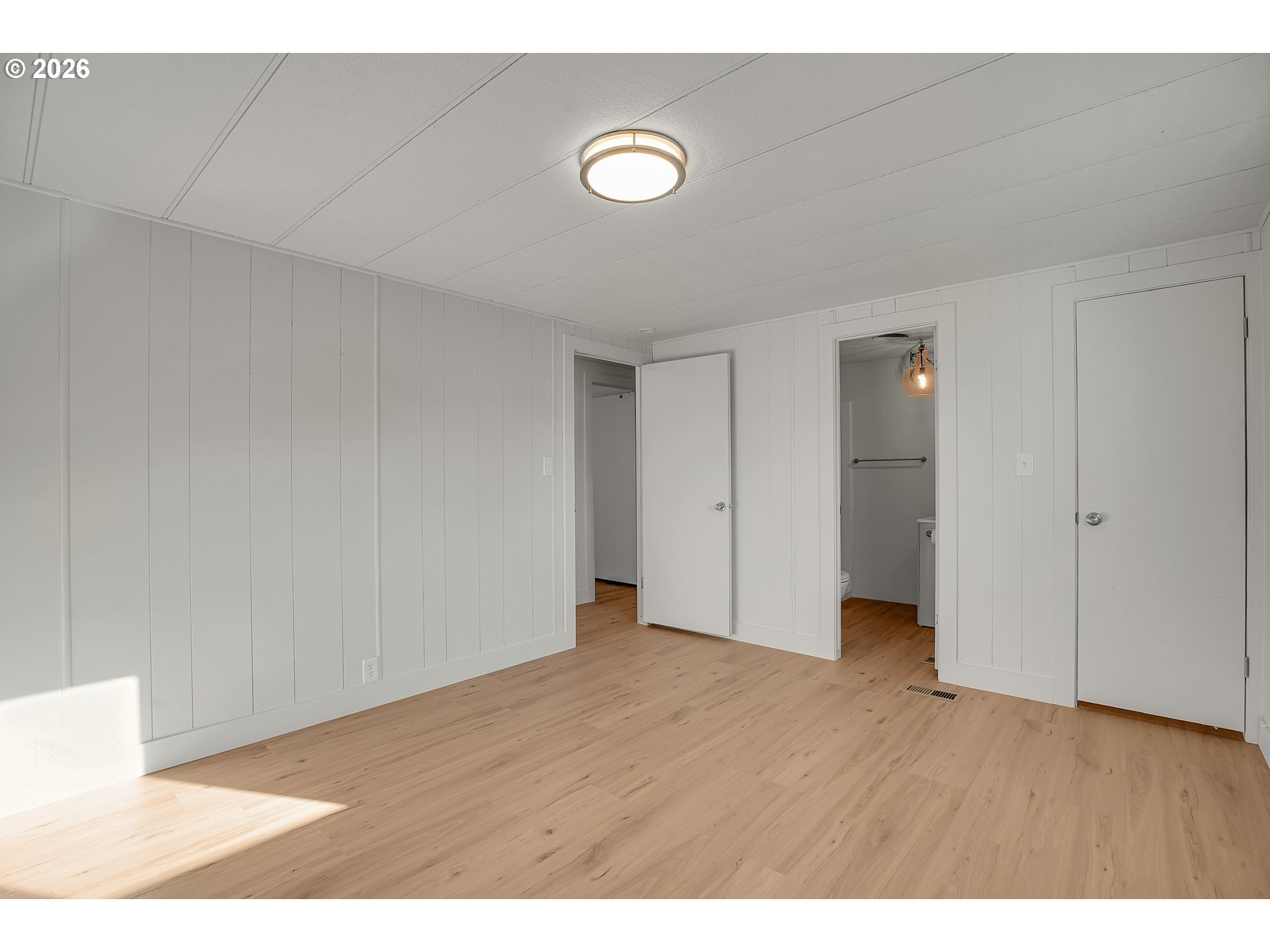 property viewer photo 29