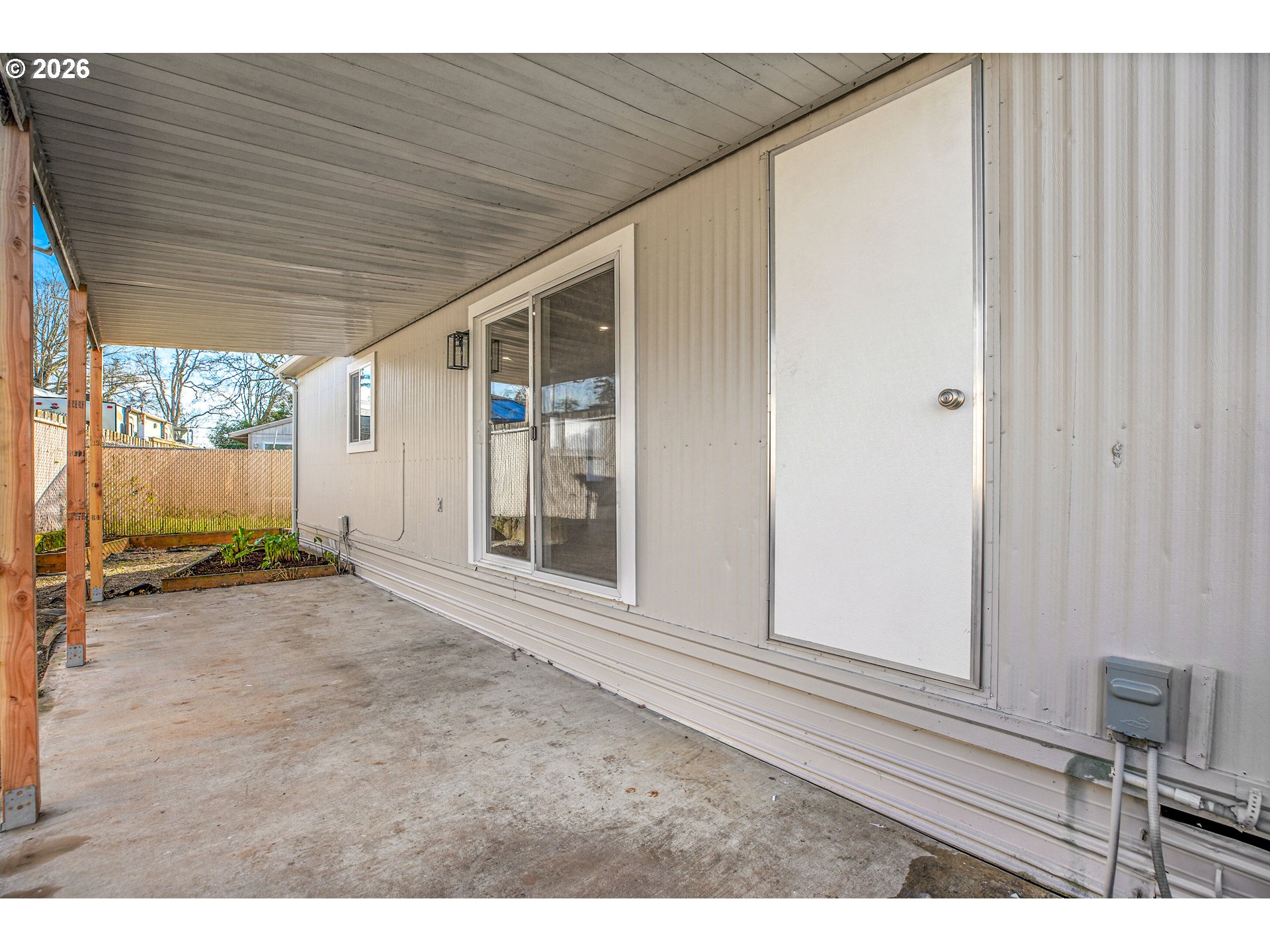 property viewer photo 37