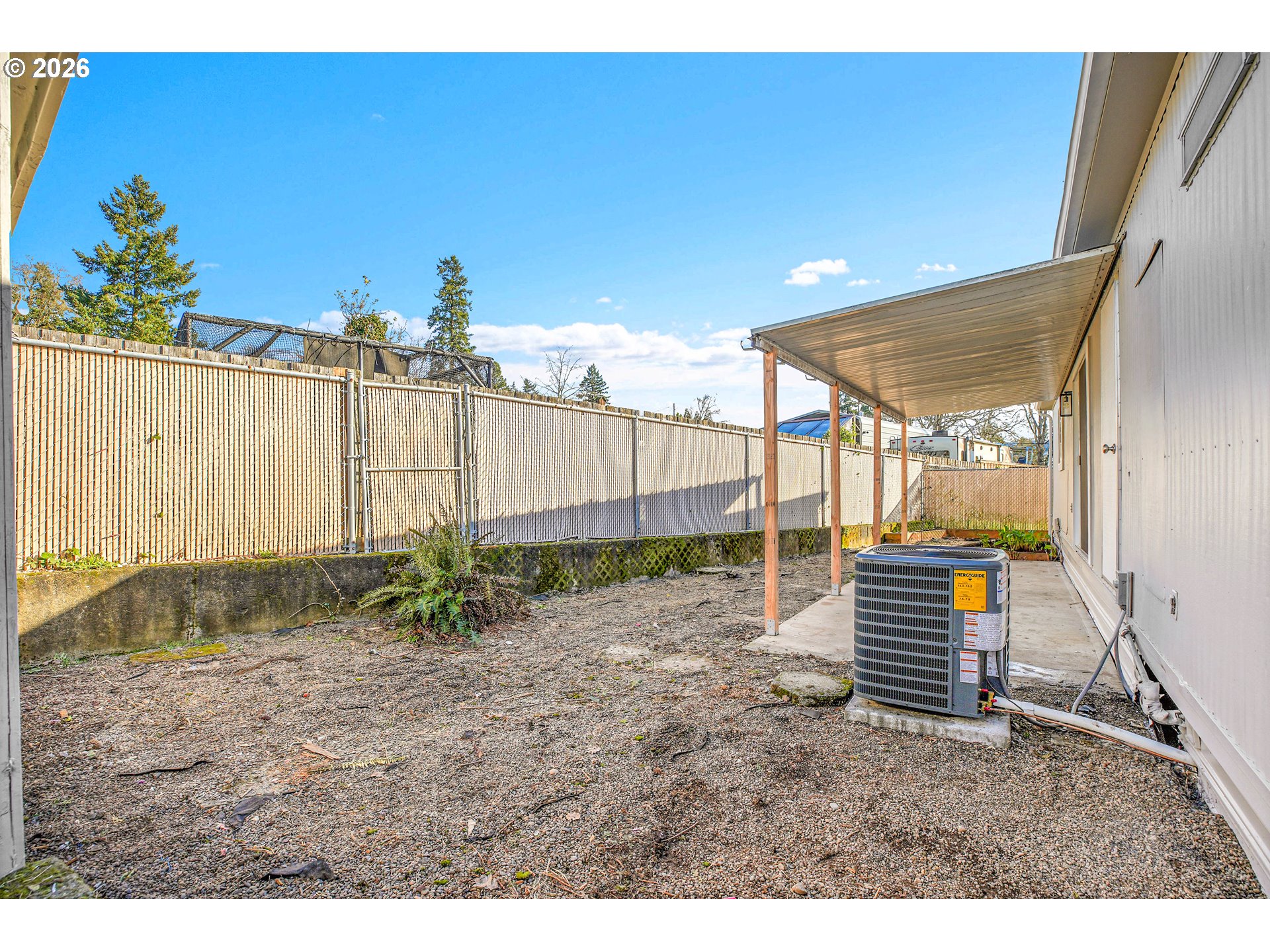 property viewer photo 40