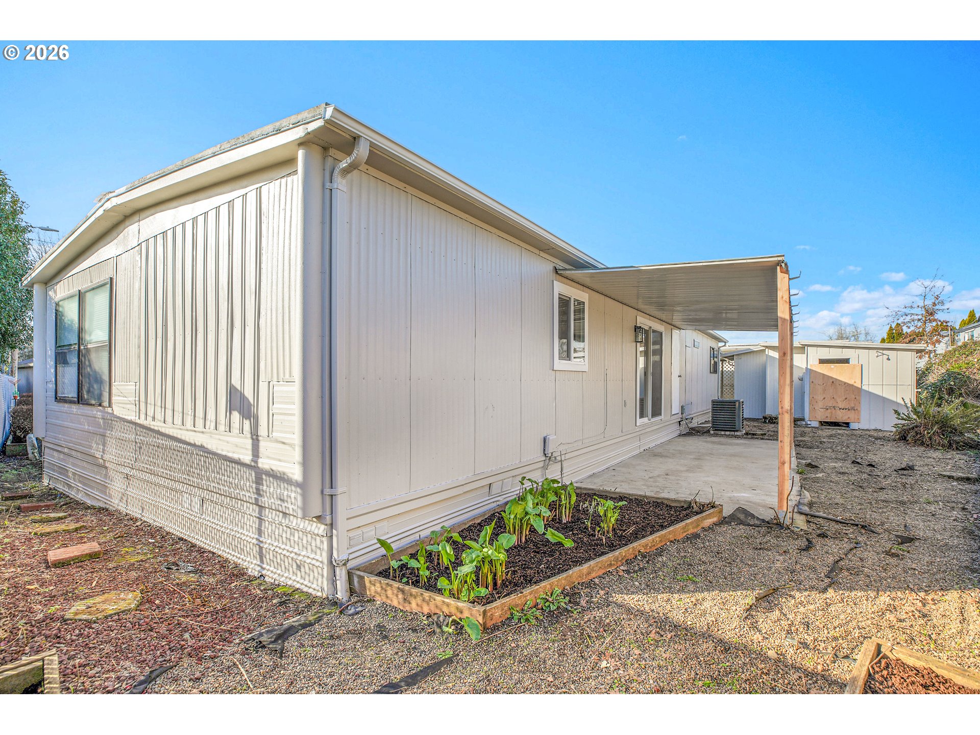 property viewer photo 43