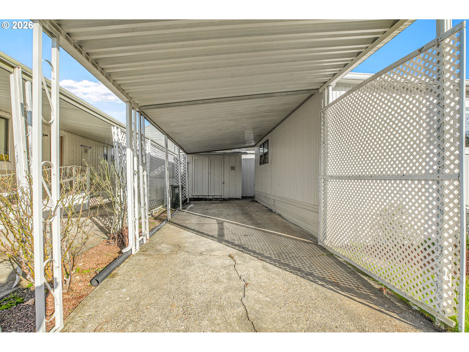 property viewer photo 45
