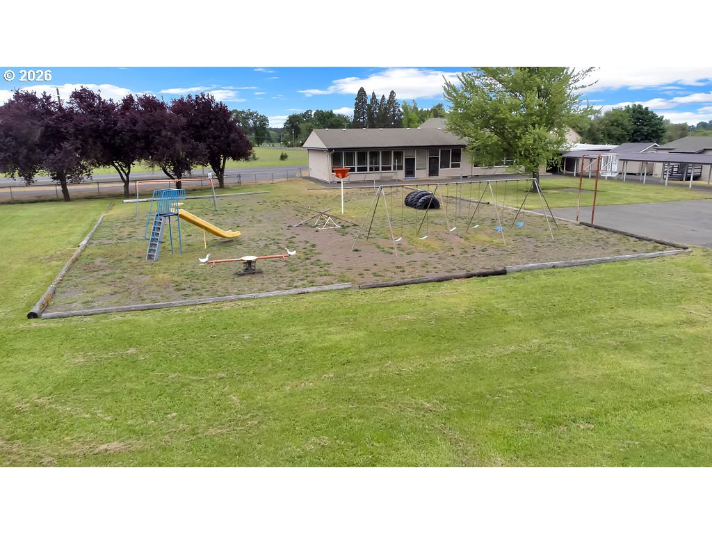 main property photo 45