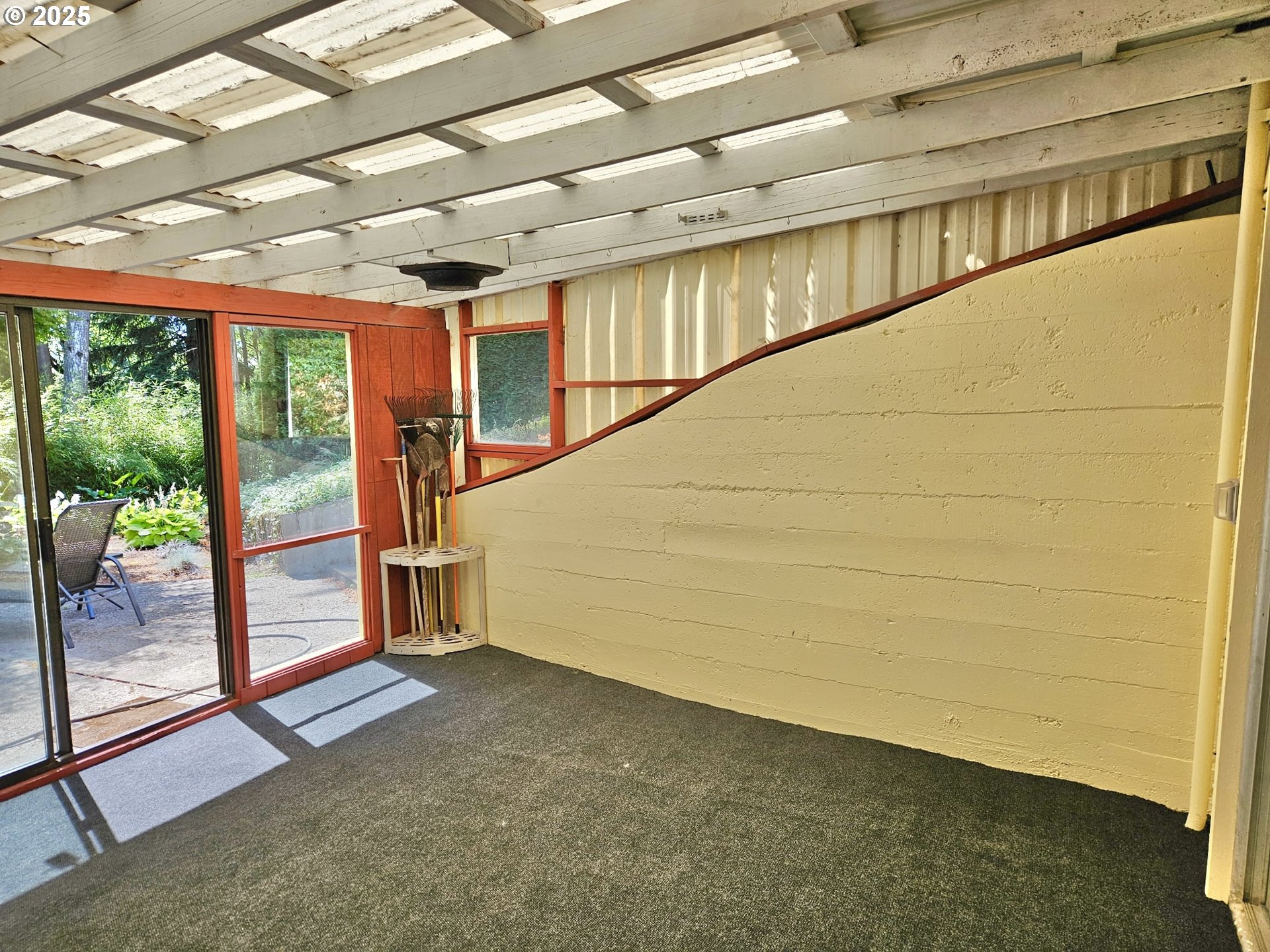 main property photo 47