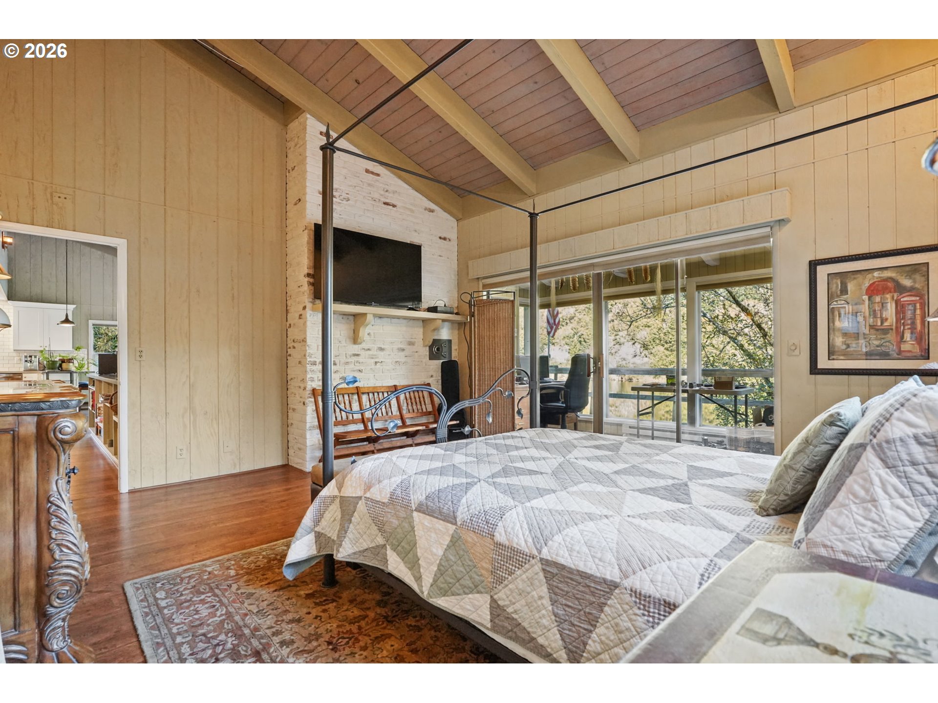 main property photo 22