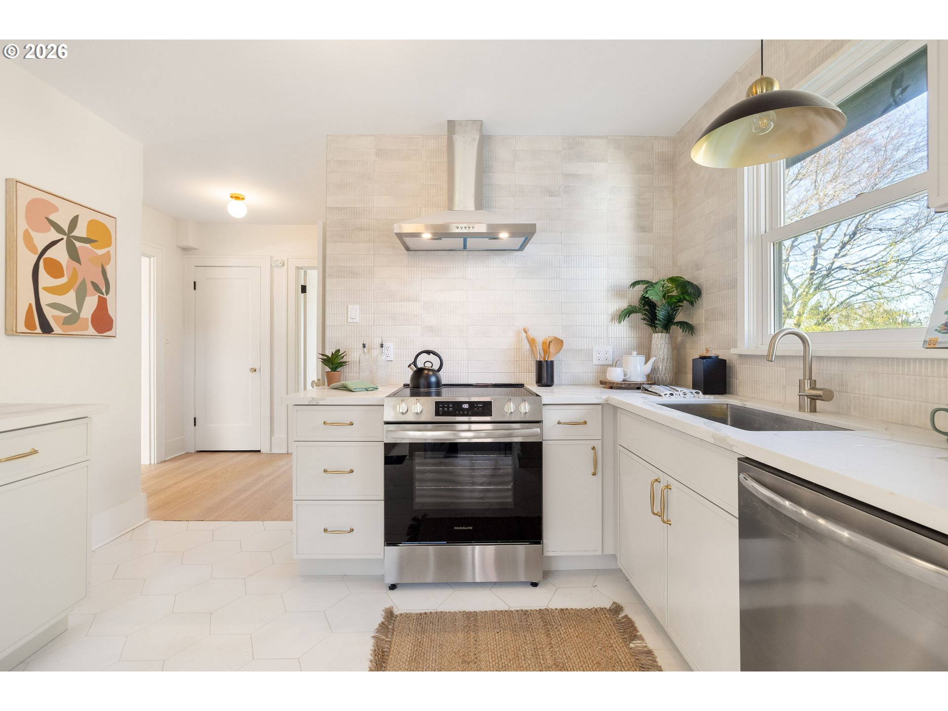 property viewer photo 14