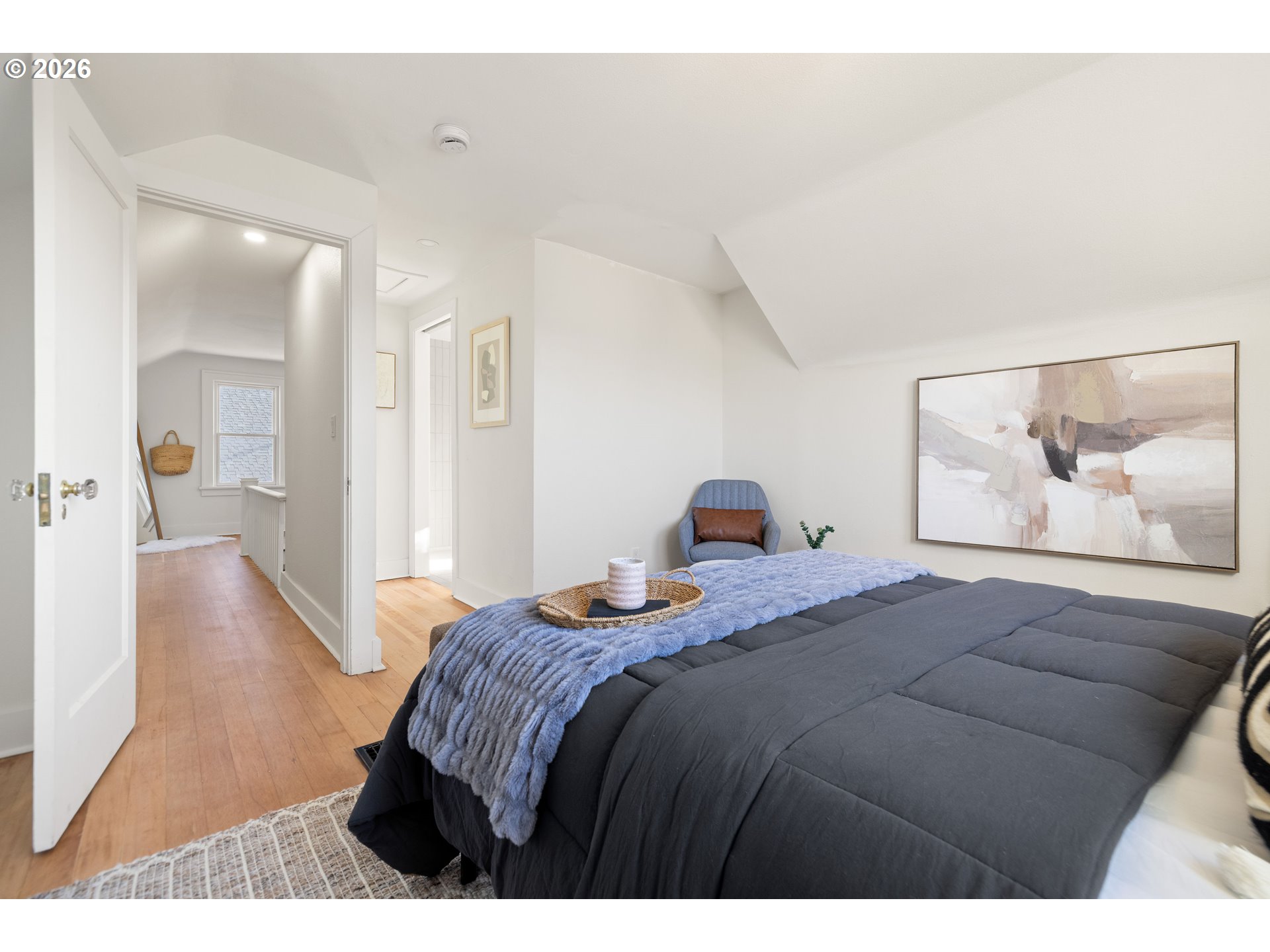 property viewer photo 19