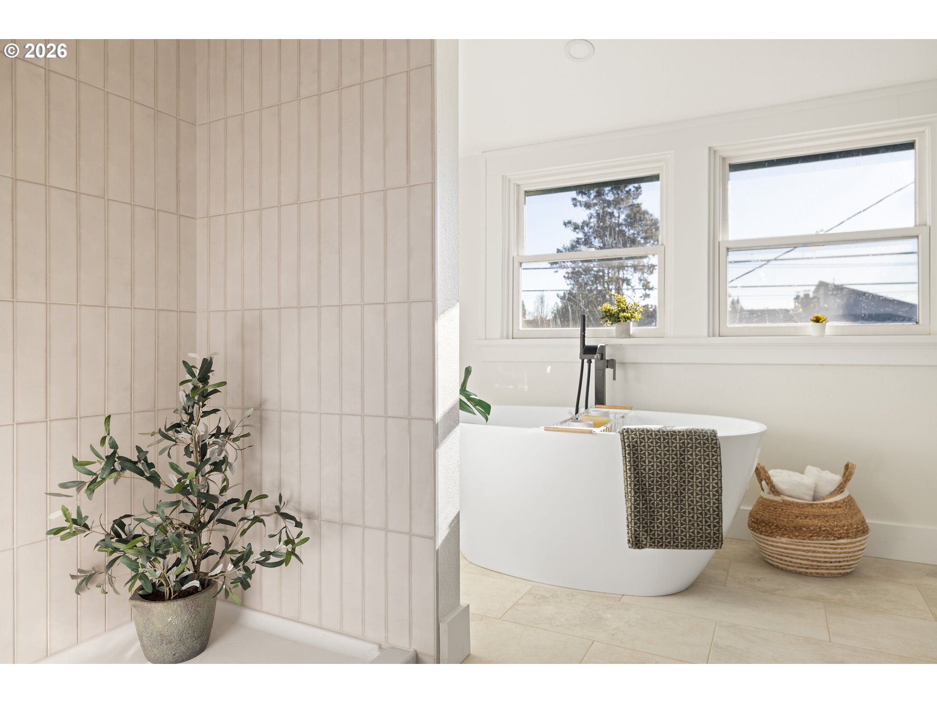 property viewer photo 21