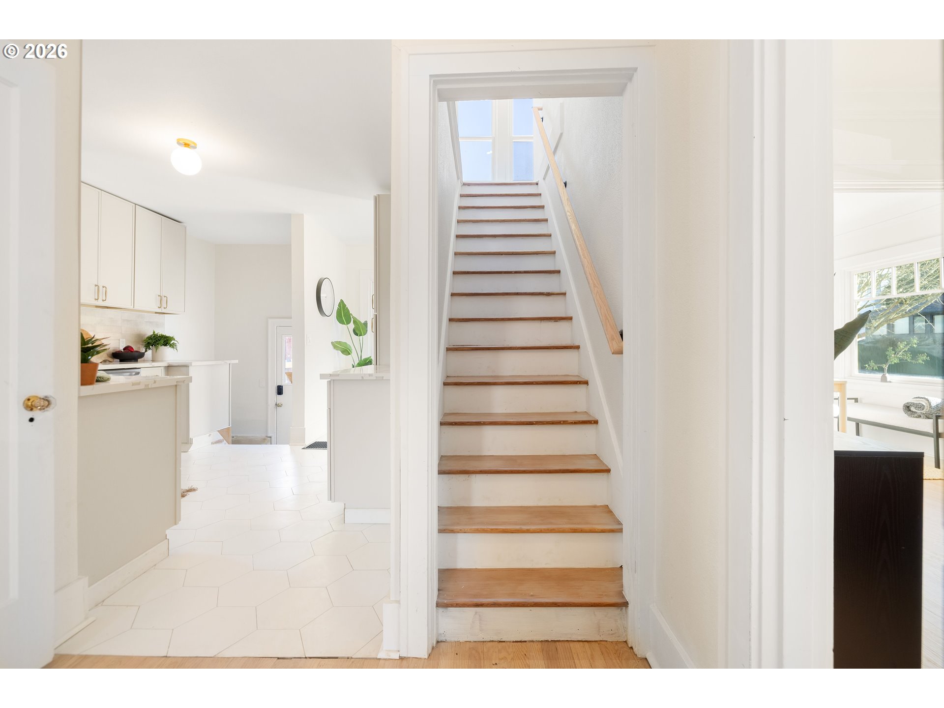 property viewer photo 38