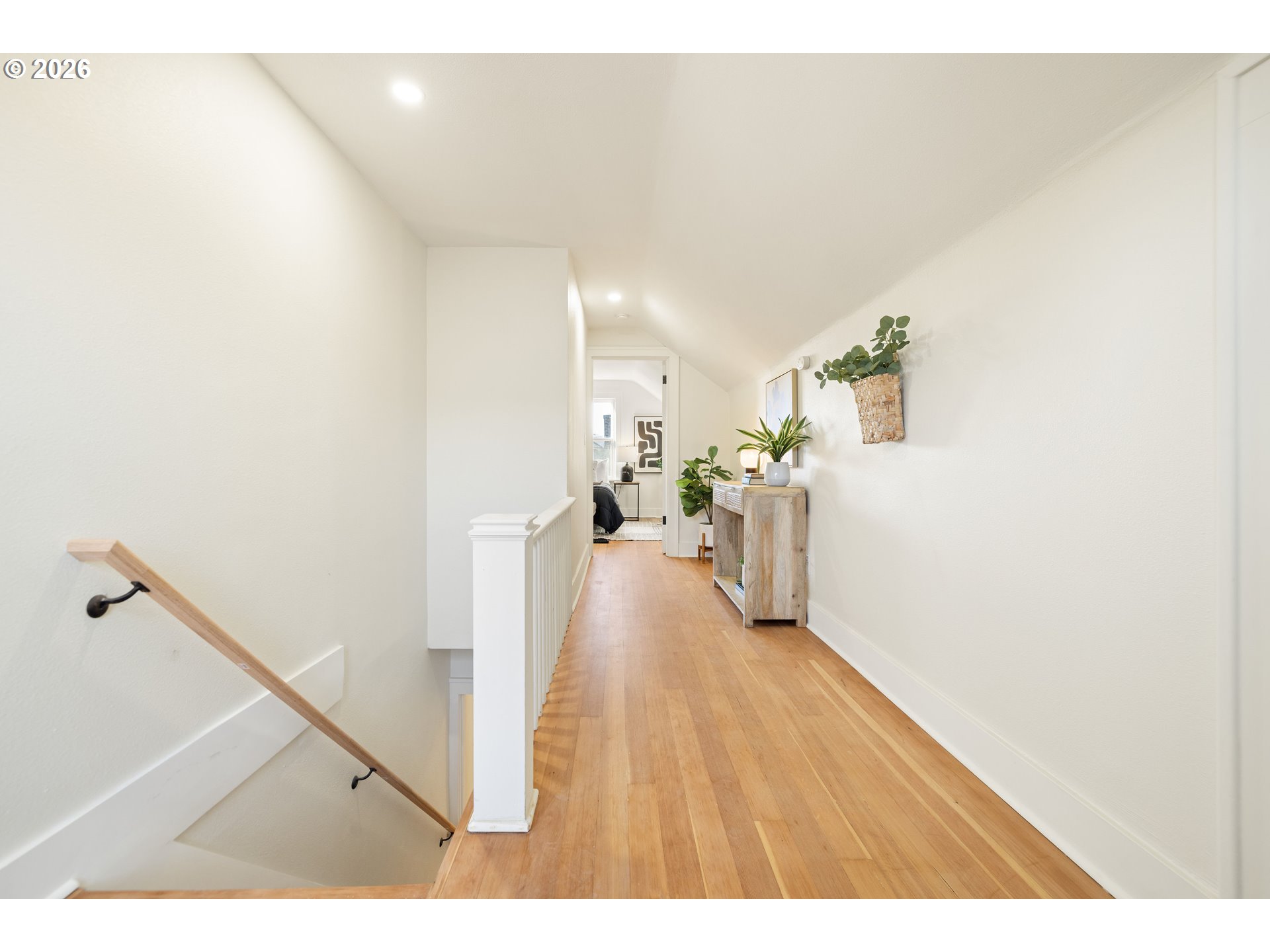 property viewer photo 43