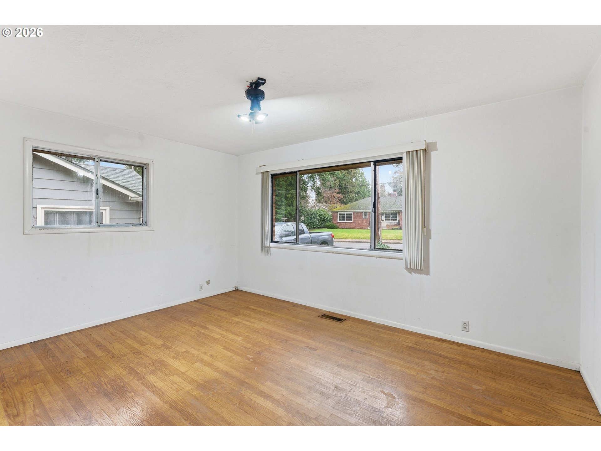 property viewer photo 17