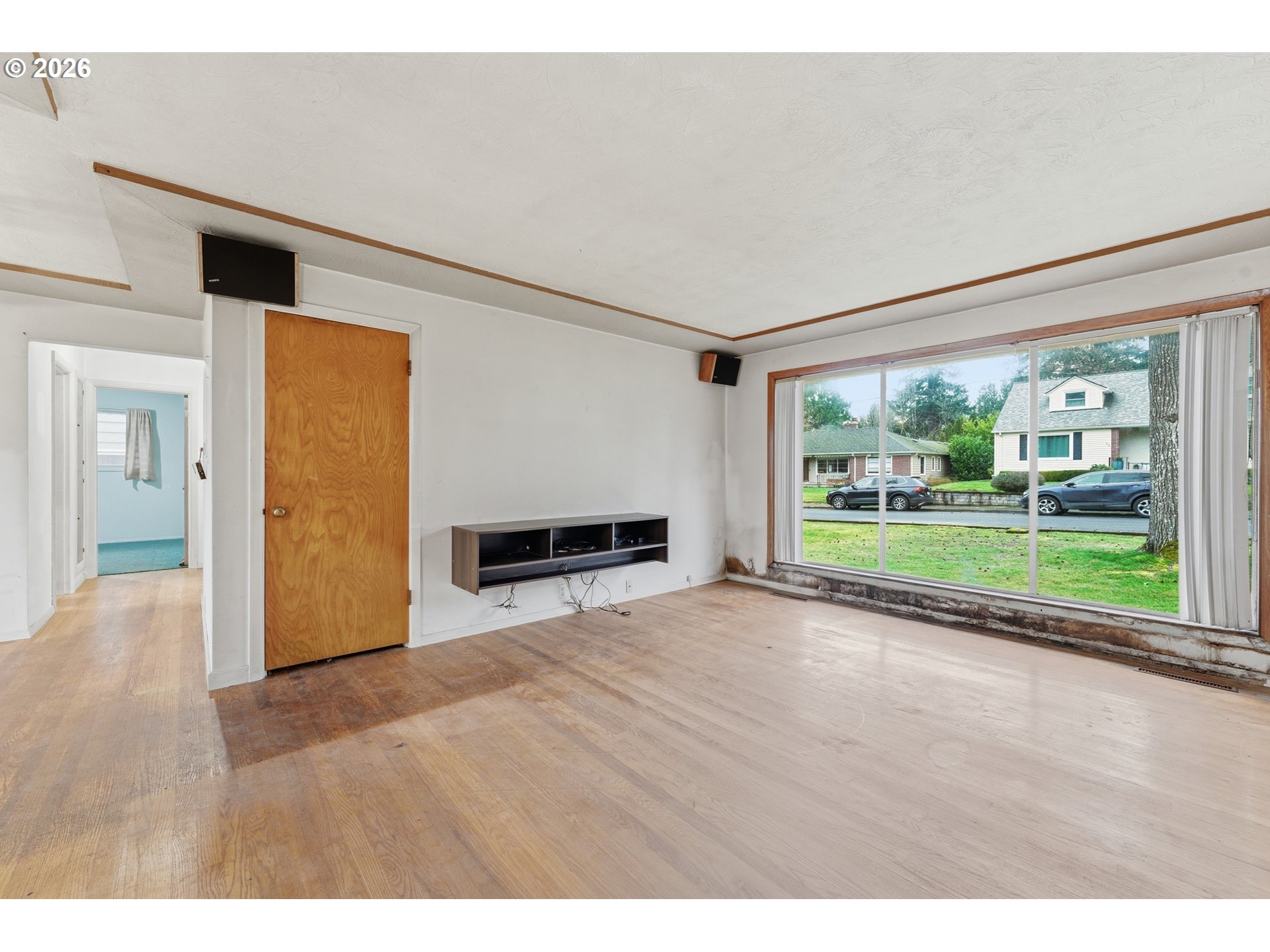 property viewer photo 7